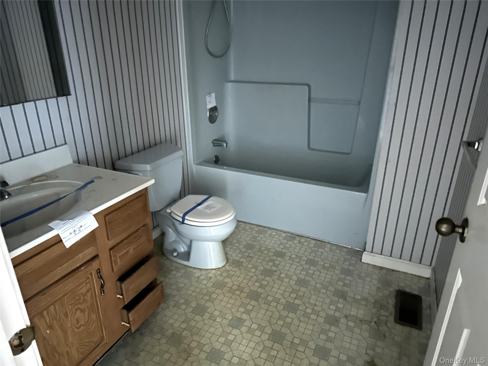 #8 photo, 43 Zugibe Court, Haverstraw , NY 10993