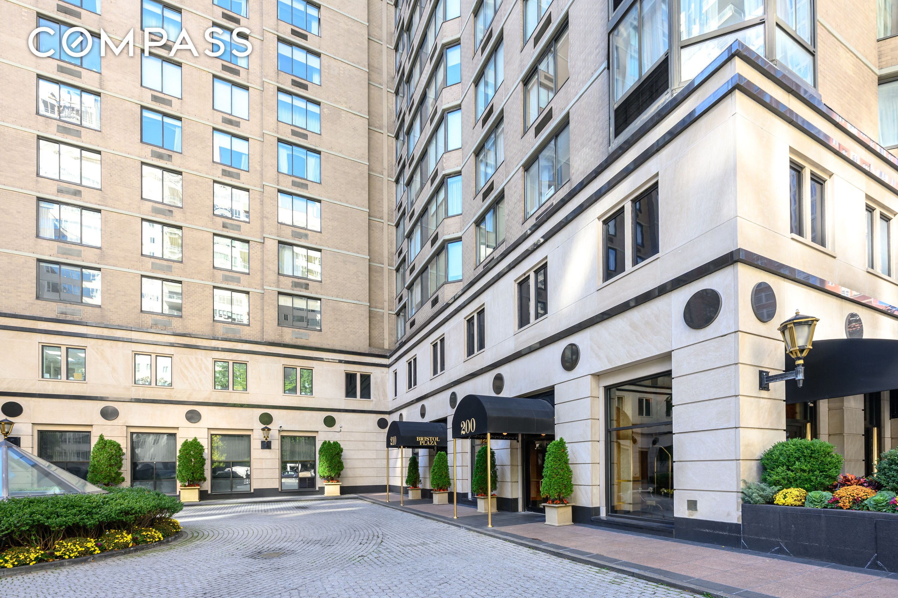 #15 photo, 200-210 E 65th Street, マンハッタン Lenox Hill , NY 10065