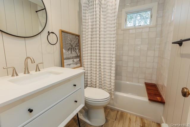 #20 photo, 6 Beverly Rd., サフォーク郡 Oakdale , NY 11769