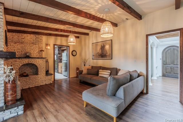 #8 photo, 6 Beverly Rd., サフォーク郡 Oakdale , NY 11769