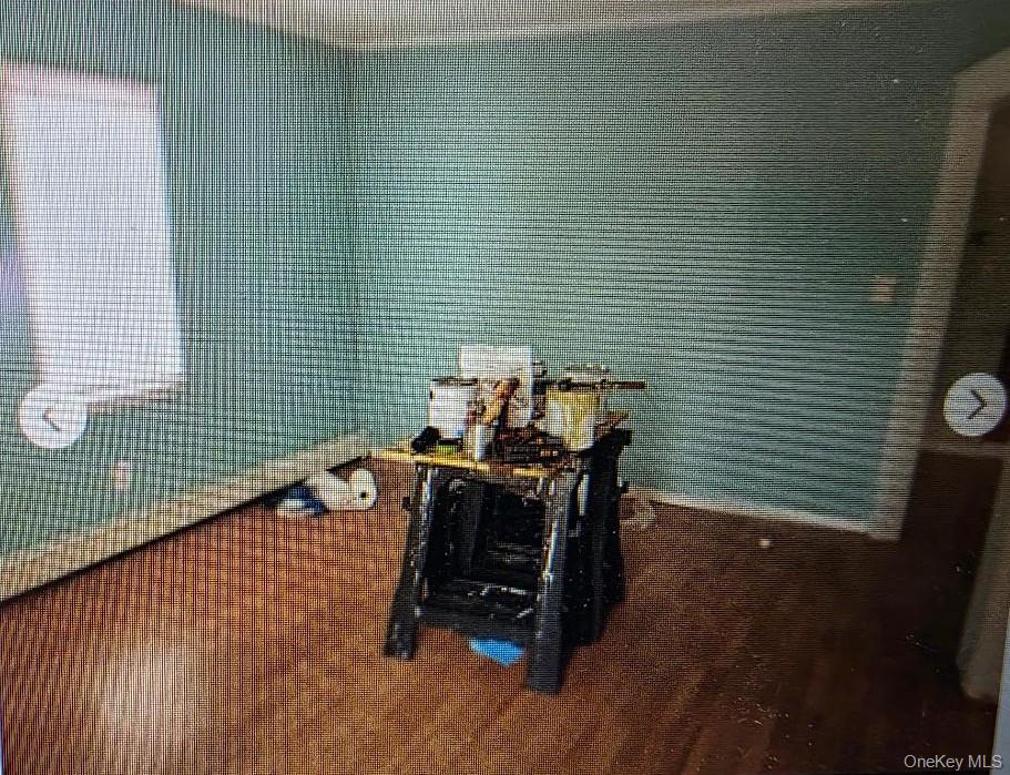 #10 photo, 4 Forest Street, Ronkonkoma , NY 11779