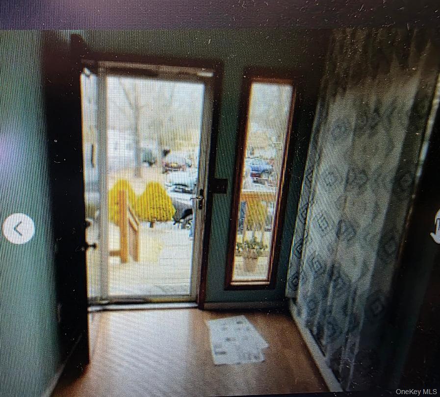 #11 photo, 4 Forest Street, Ronkonkoma , NY 11779