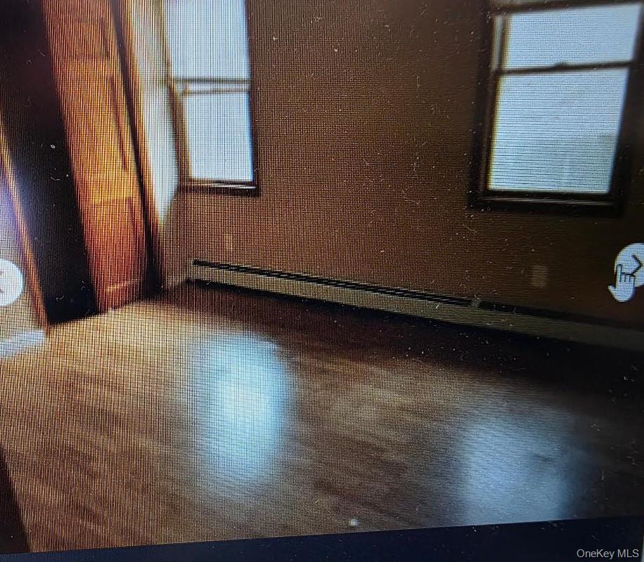 #17 photo, 4 Forest Street, Ronkonkoma , NY 11779