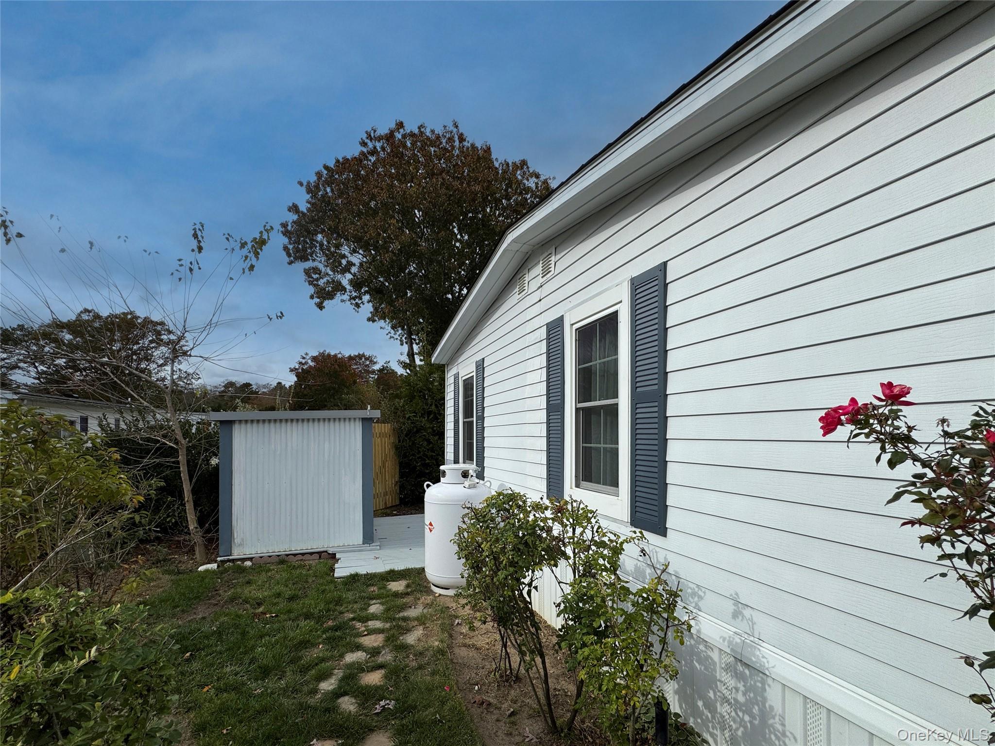 #12 photo, 525/151 Riverleigh Avenue, サフォーク郡 Riverhead , NY 11901