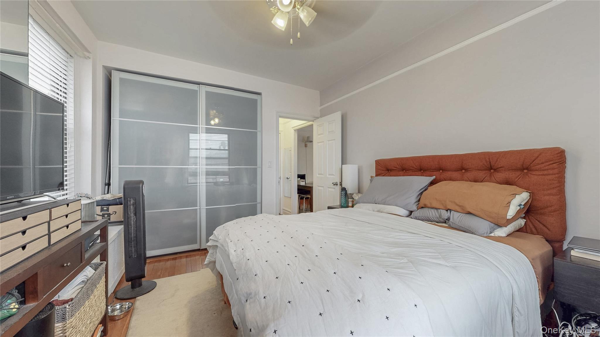 #18 photo, 72-34 Austin St, クイーンズ区 Forest Hills , NY 11375