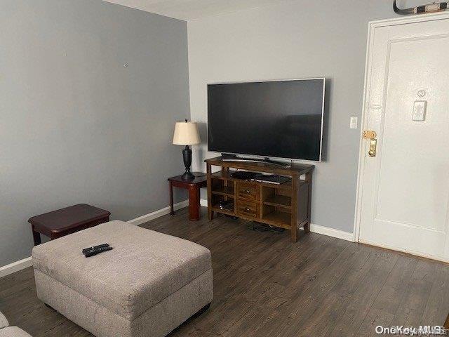 #8 photo, 80 Gibson Blvd., ナッソー郡 Valley Stream , NY 11581