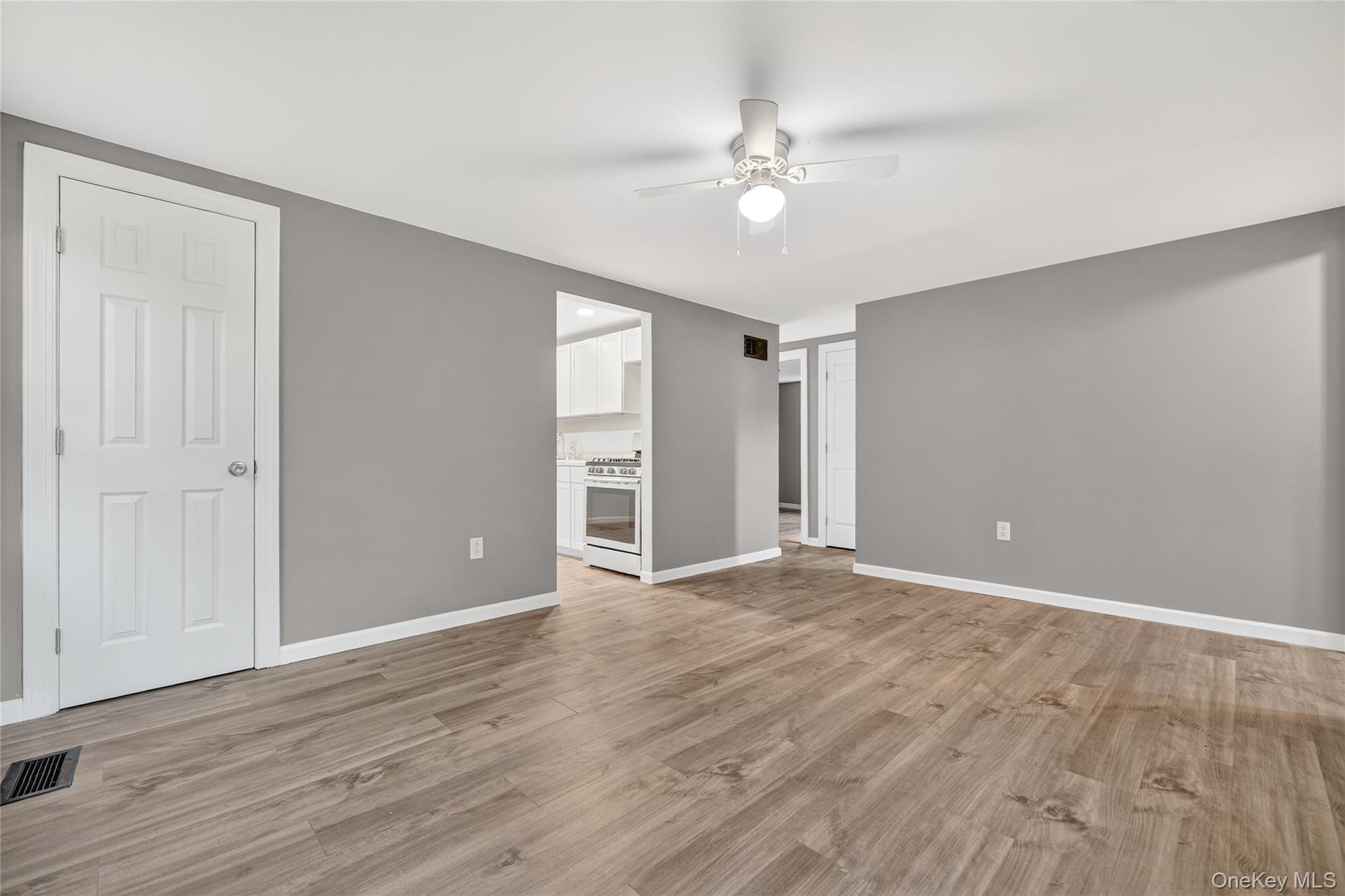 #10 photo, 7 N Wayne Avenue, West Haverstraw , NY 10993