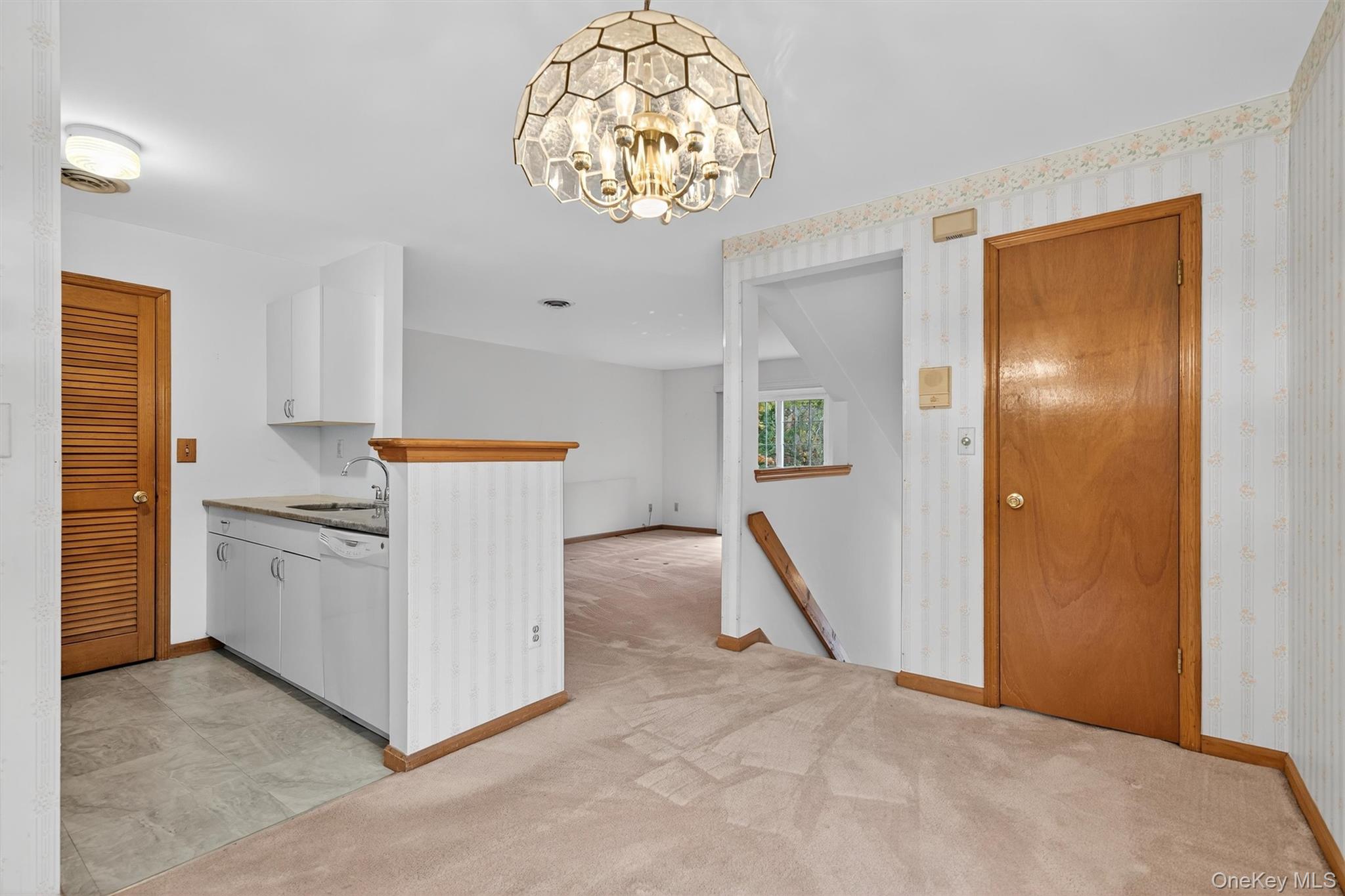 #8 photo, 204 Ruby Court, Highland Mills , NY 10930