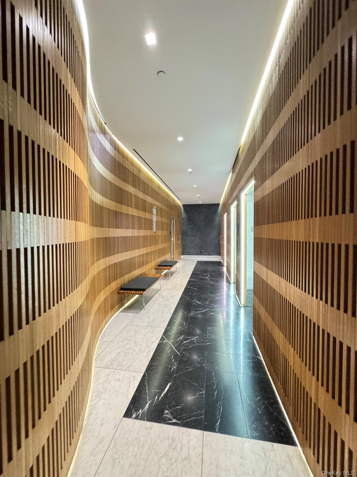 #12 photo, 301 W 53rd Street, マンハッタン New York (Manhattan) , NY 10019