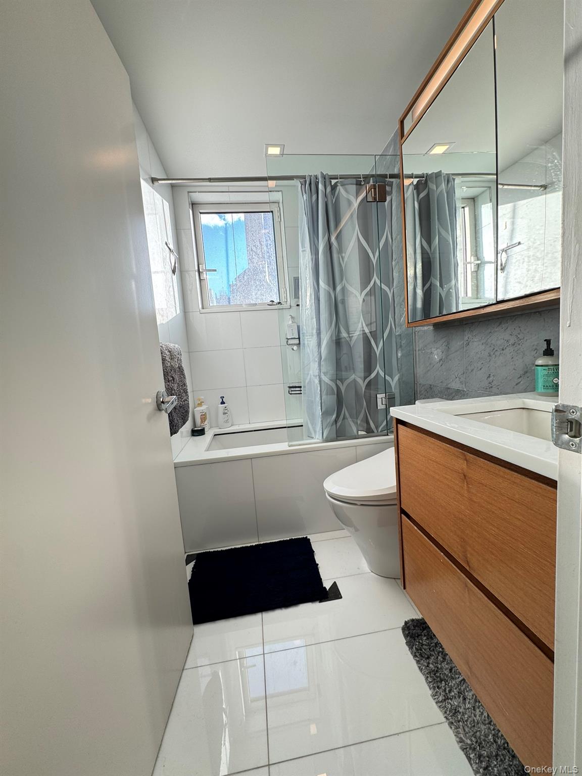 #4 photo, 301 W 53rd Street, マンハッタン New York (Manhattan) , NY 10019