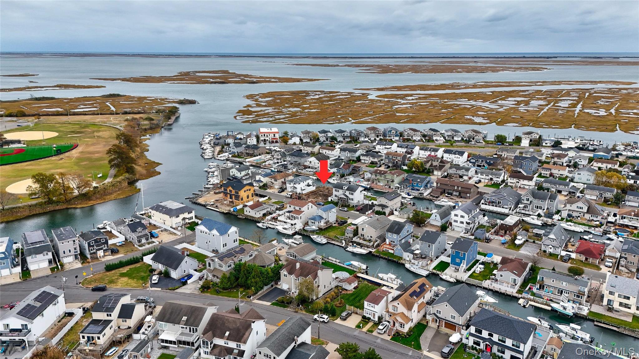 #3 photo, 3668 Naomi Street, ナッソー郡 Seaford , NY 11783