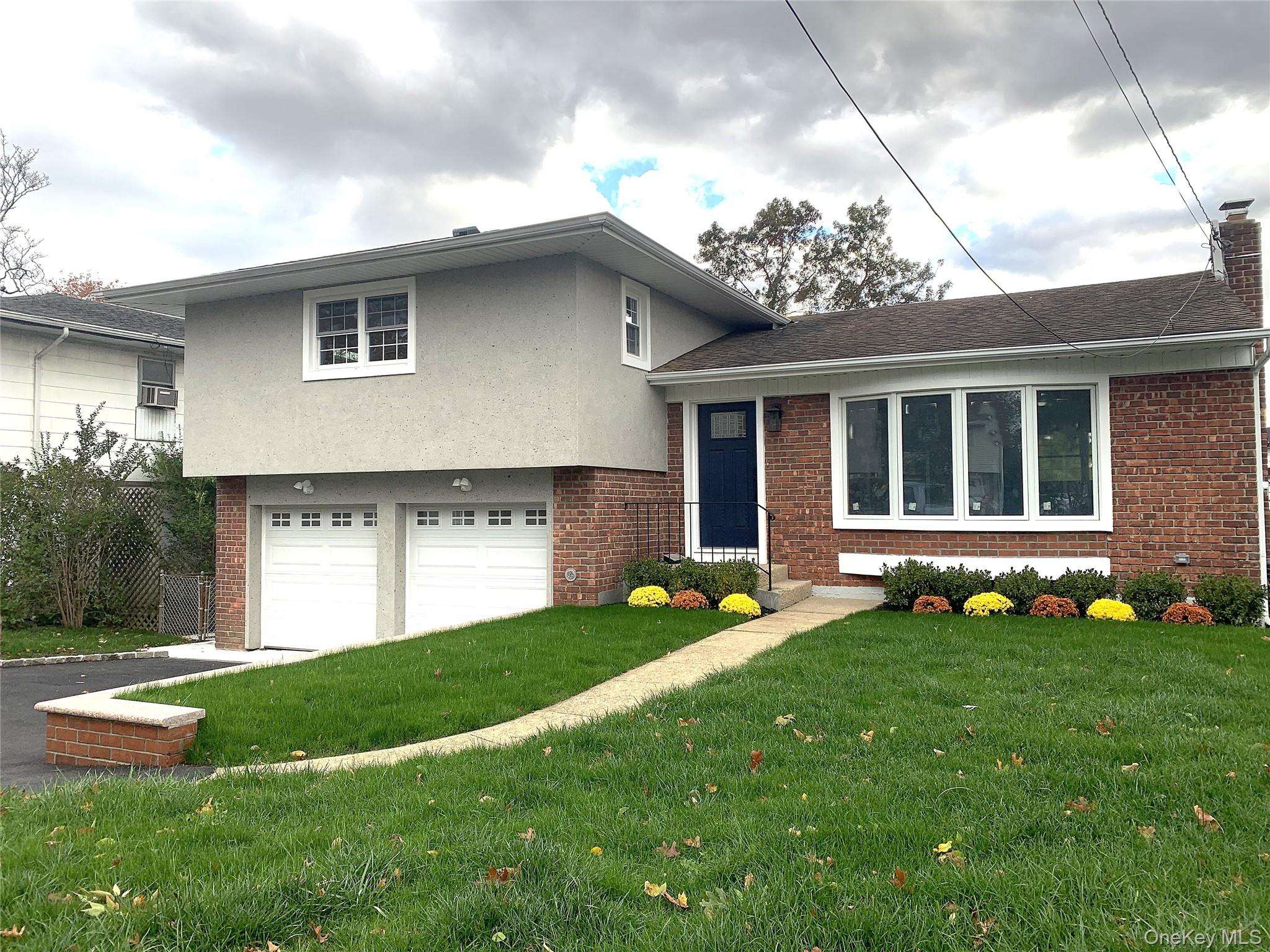 #1 photo, 1706 Old Mill Road, ナッソー郡 Merrick , NY 11566