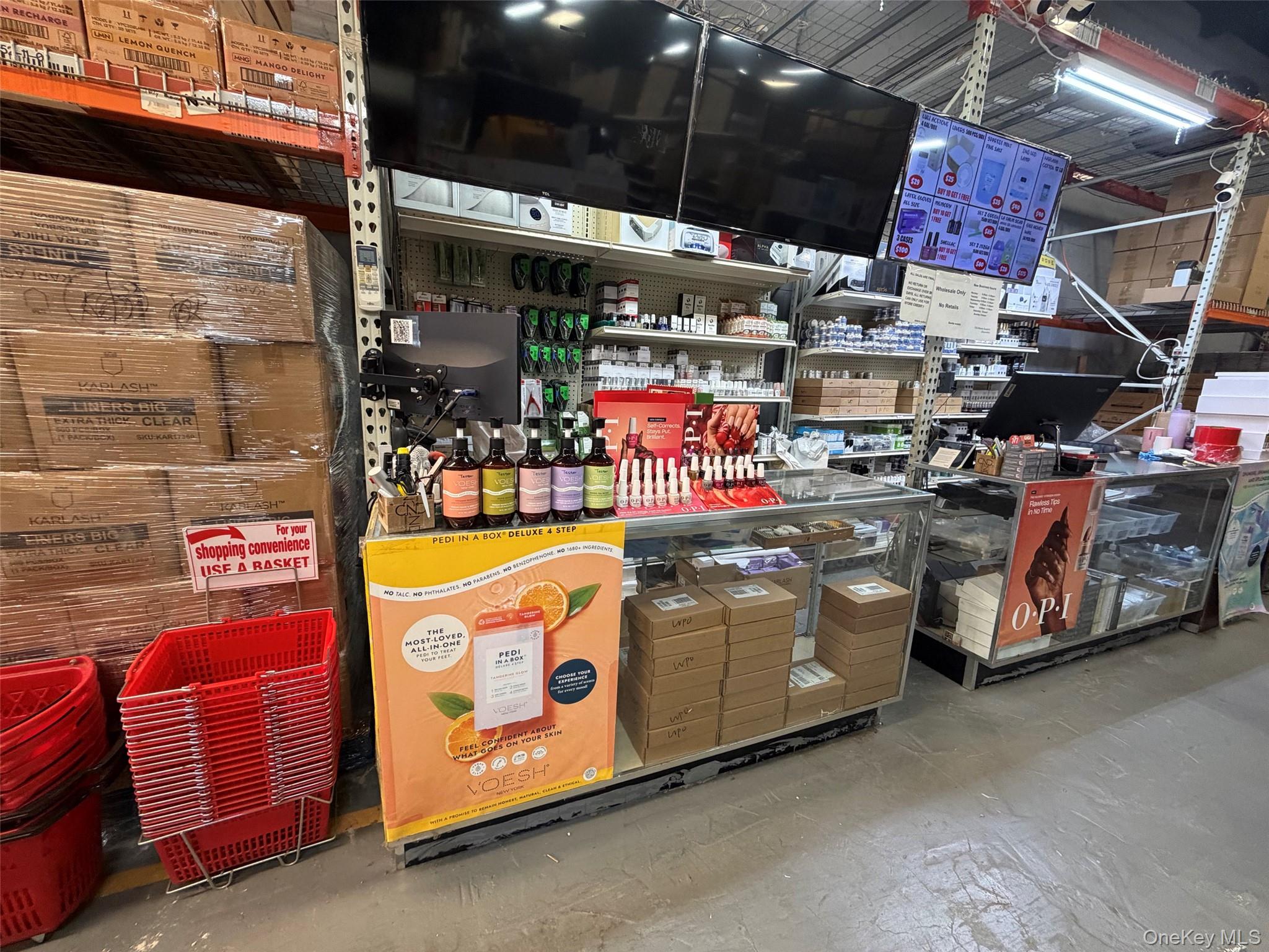 #1 photo, 203-06 45th Avenue, クイーンズ区 Bayside , NY 11361