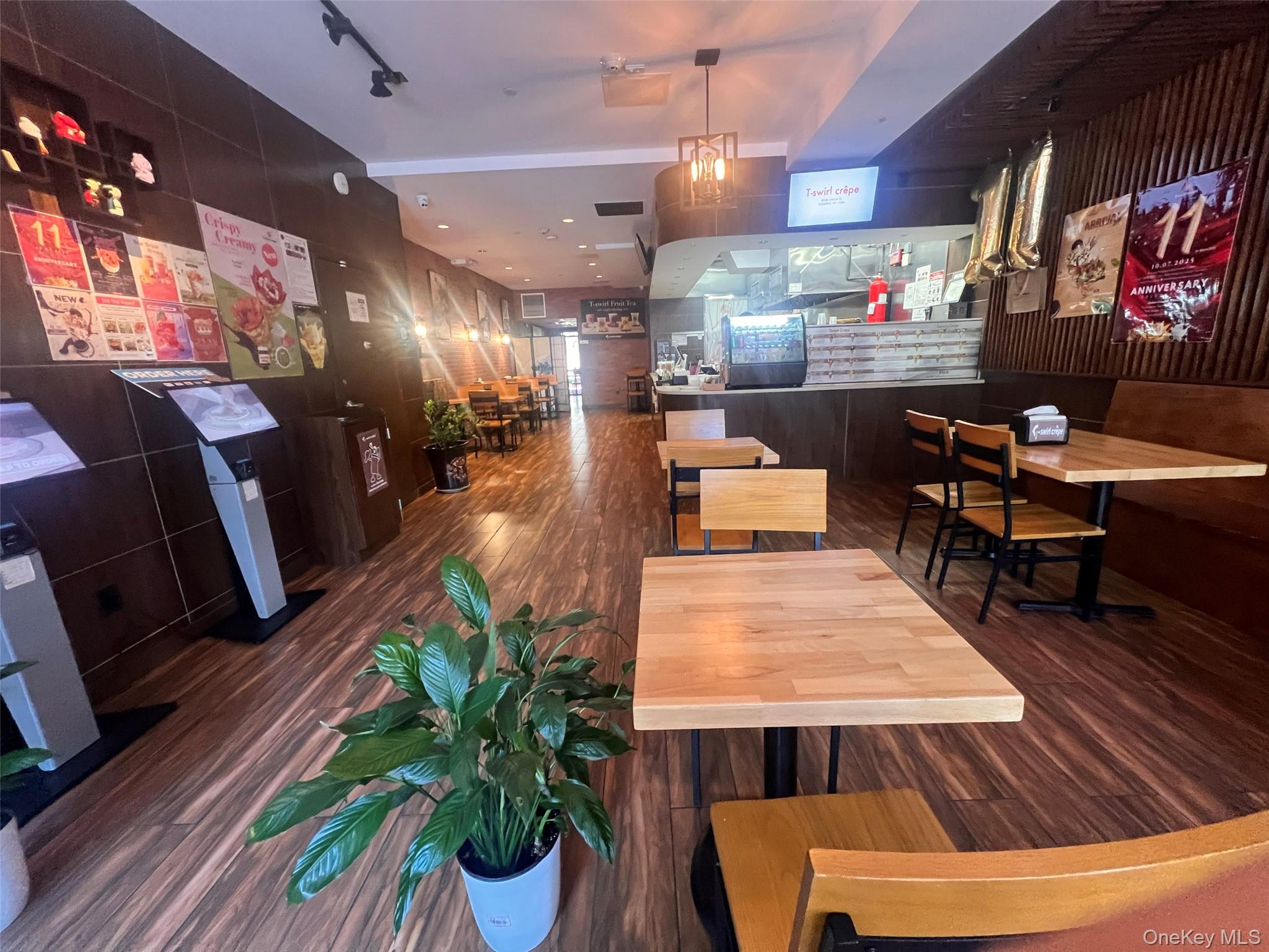 #3 photo, 71 Middle Neck Road, ナッソー郡 Great Neck , NY 11021