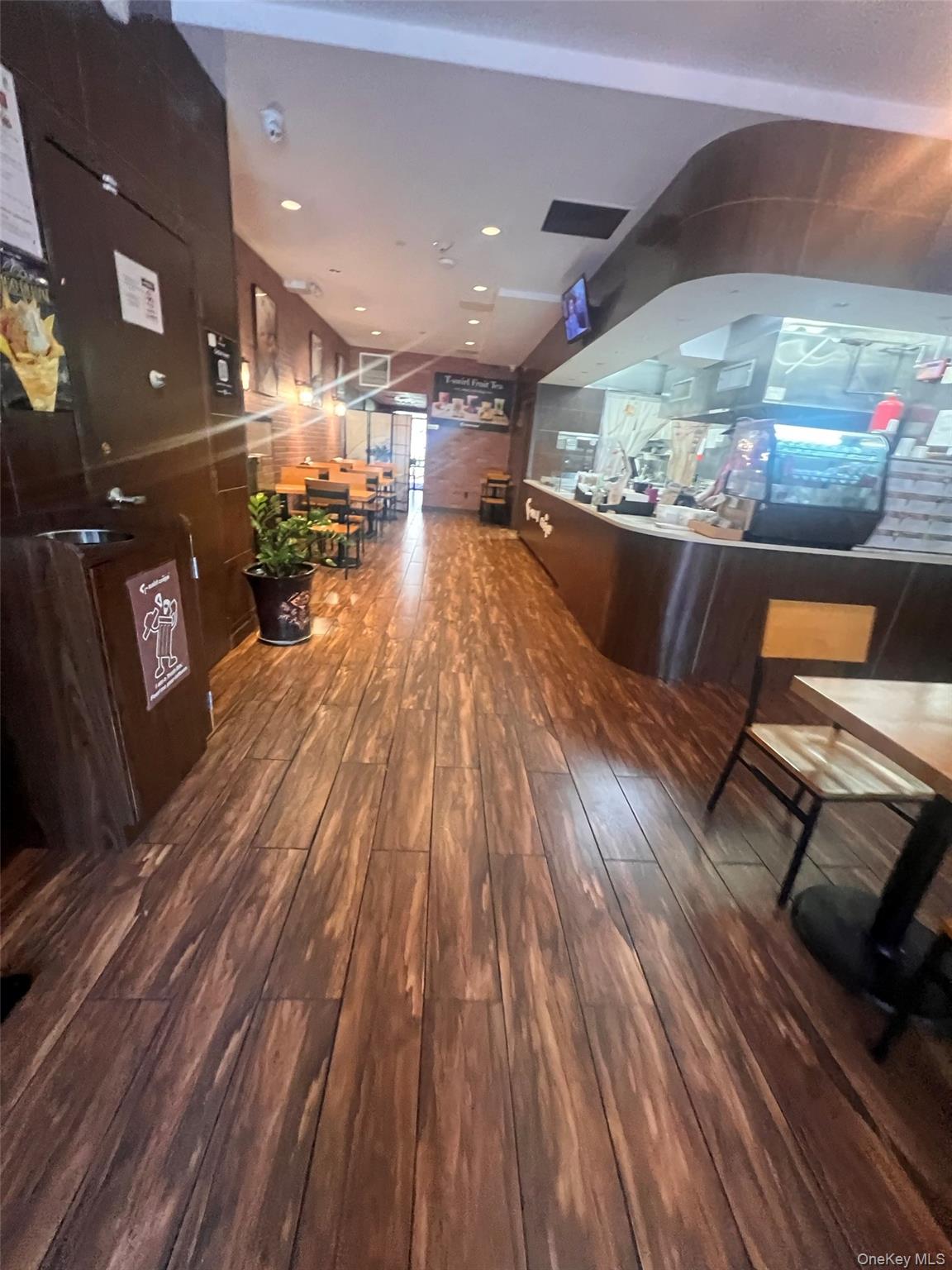 #6 photo, 71 Middle Neck Road, ナッソー郡 Great Neck , NY 11021