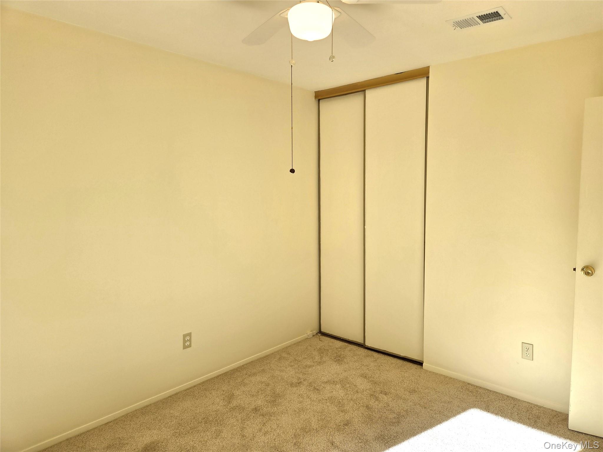 #15 photo, 618 Lake Court, サフォーク郡 Middle Island , NY 11953