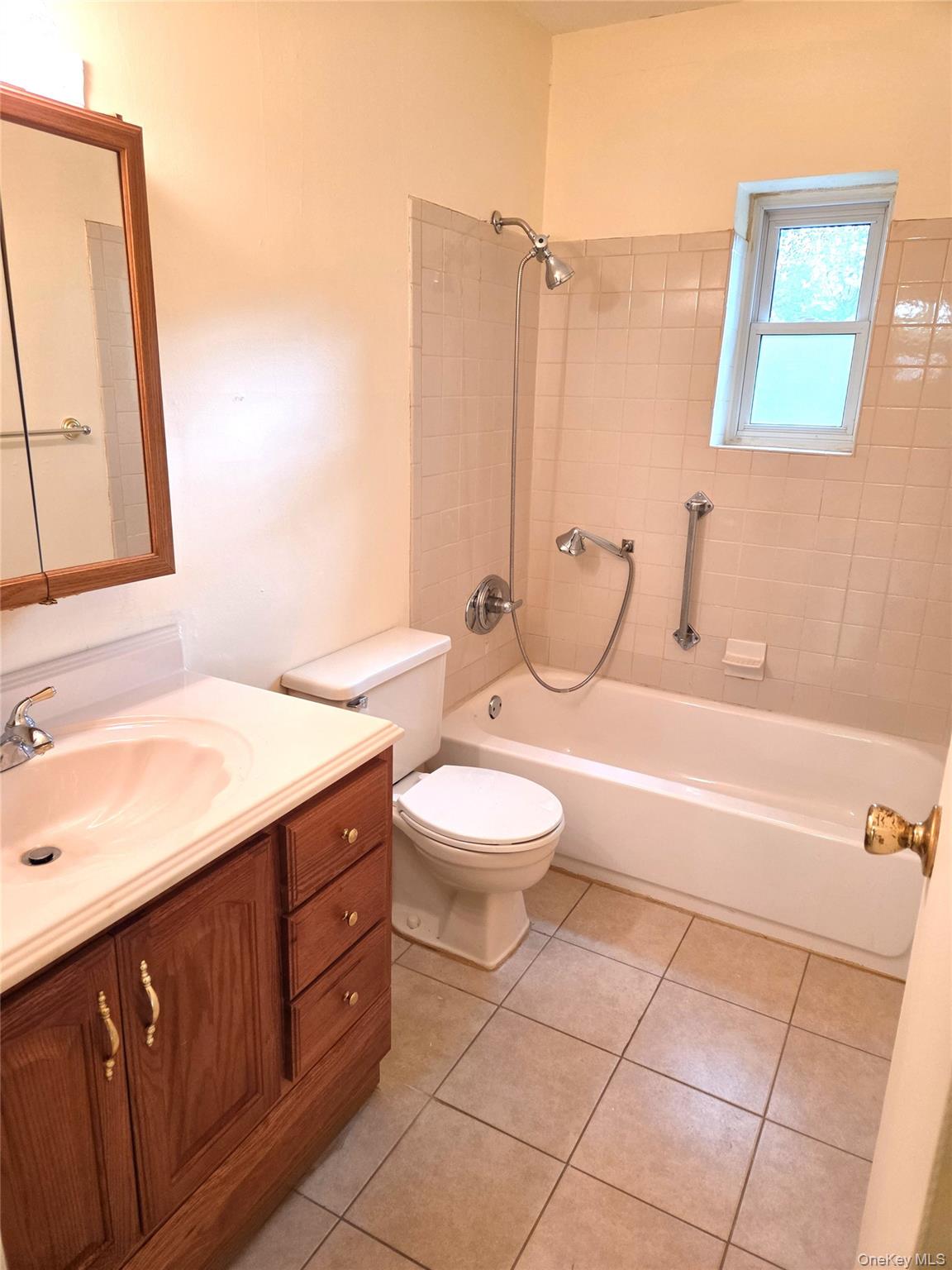 #16 photo, 618 Lake Court, サフォーク郡 Middle Island , NY 11953