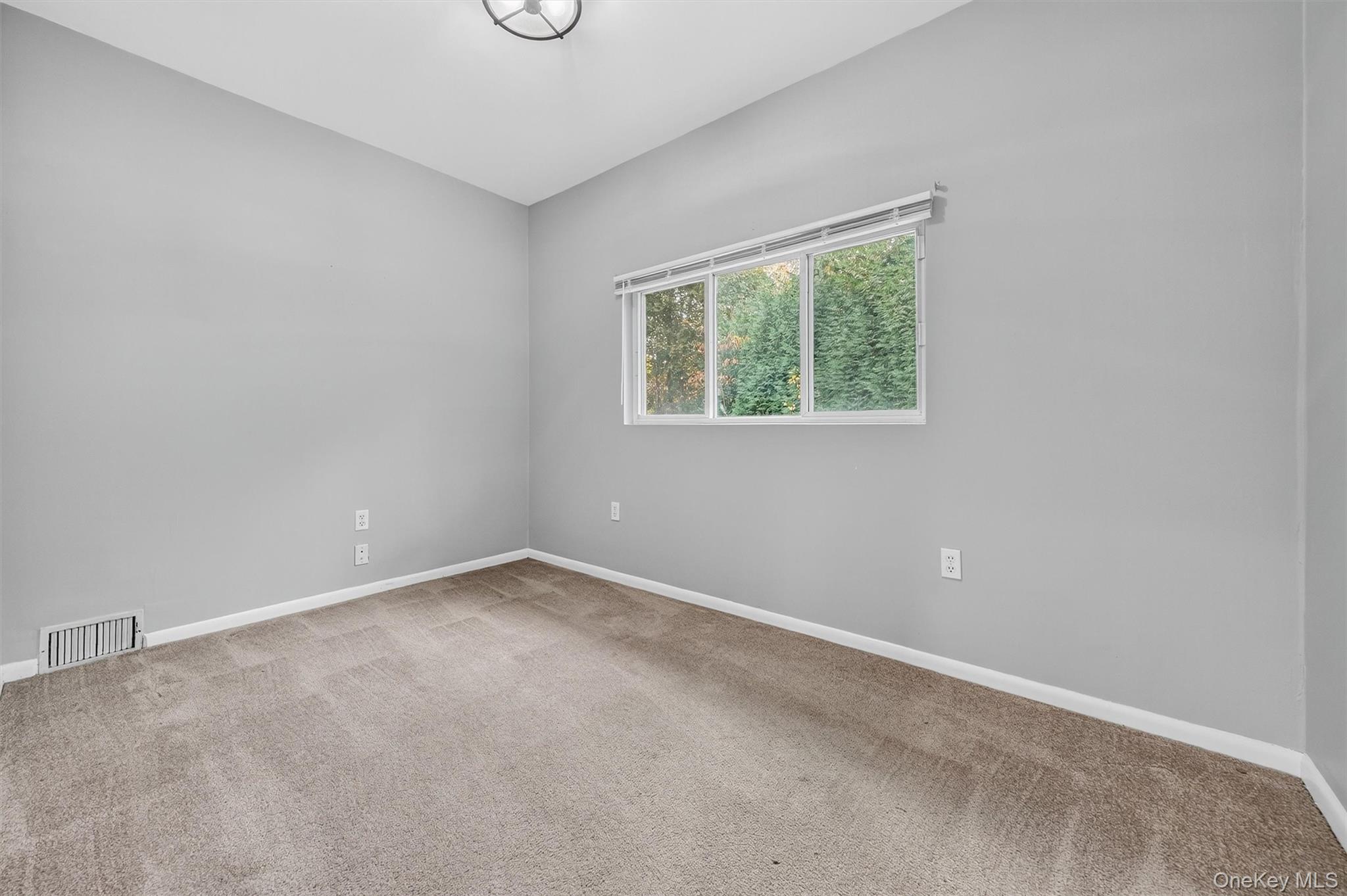 #20 photo, 1 Wesel Road, Nanuet , NY 10954