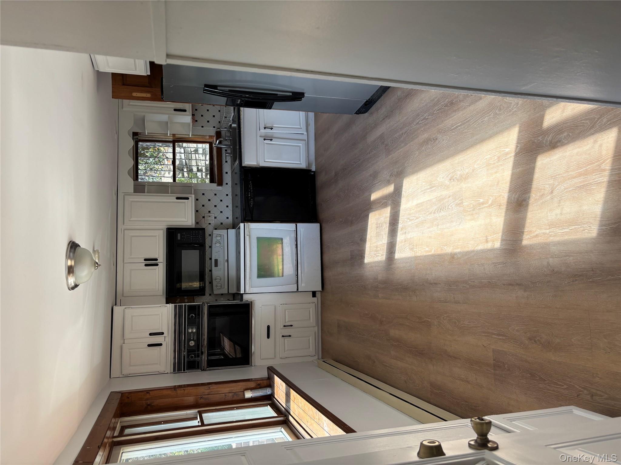 #1 photo, 353 Jersey Avenue, Greenwood Lake , NY 10925