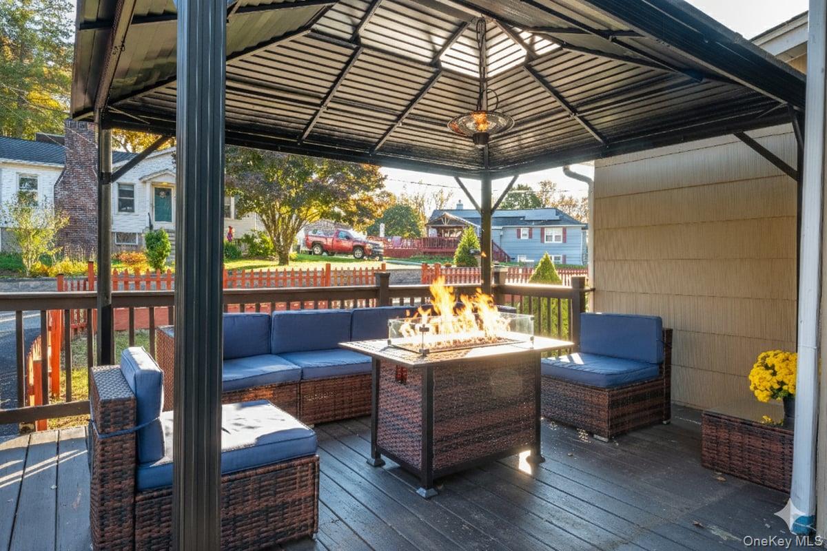 #15 photo, 33 Hollowbrook Court, Cortlandt Manor , NY 10567