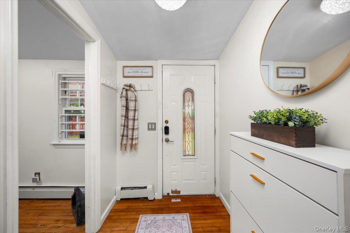 #3 photo, 33 Hollowbrook Court, Cortlandt Manor , NY 10567