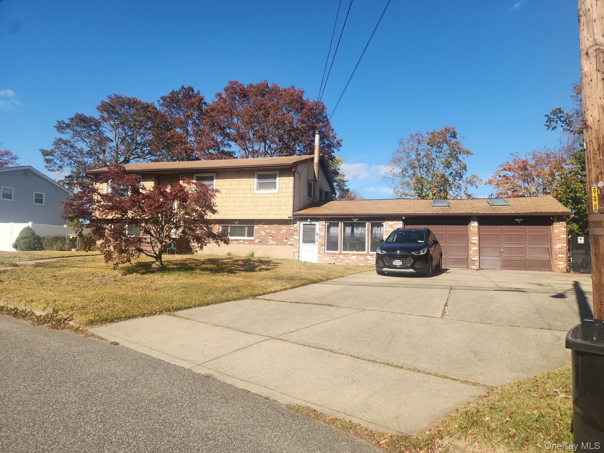 #2 photo, 829 Stanley Street, サフォーク郡 West Islip , NY 11795
