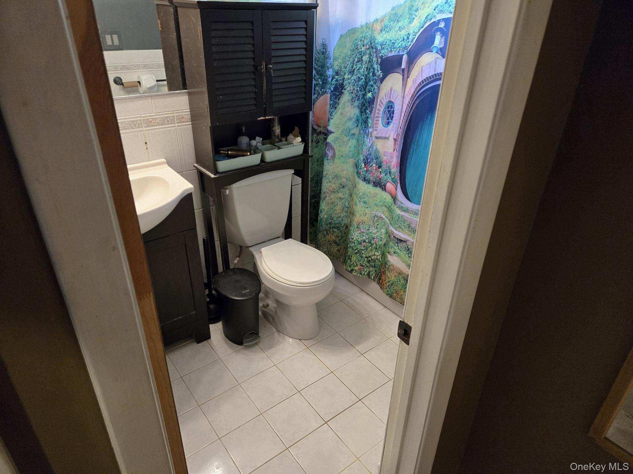 #8 photo, 829 Stanley Street, West Islip , NY 11795