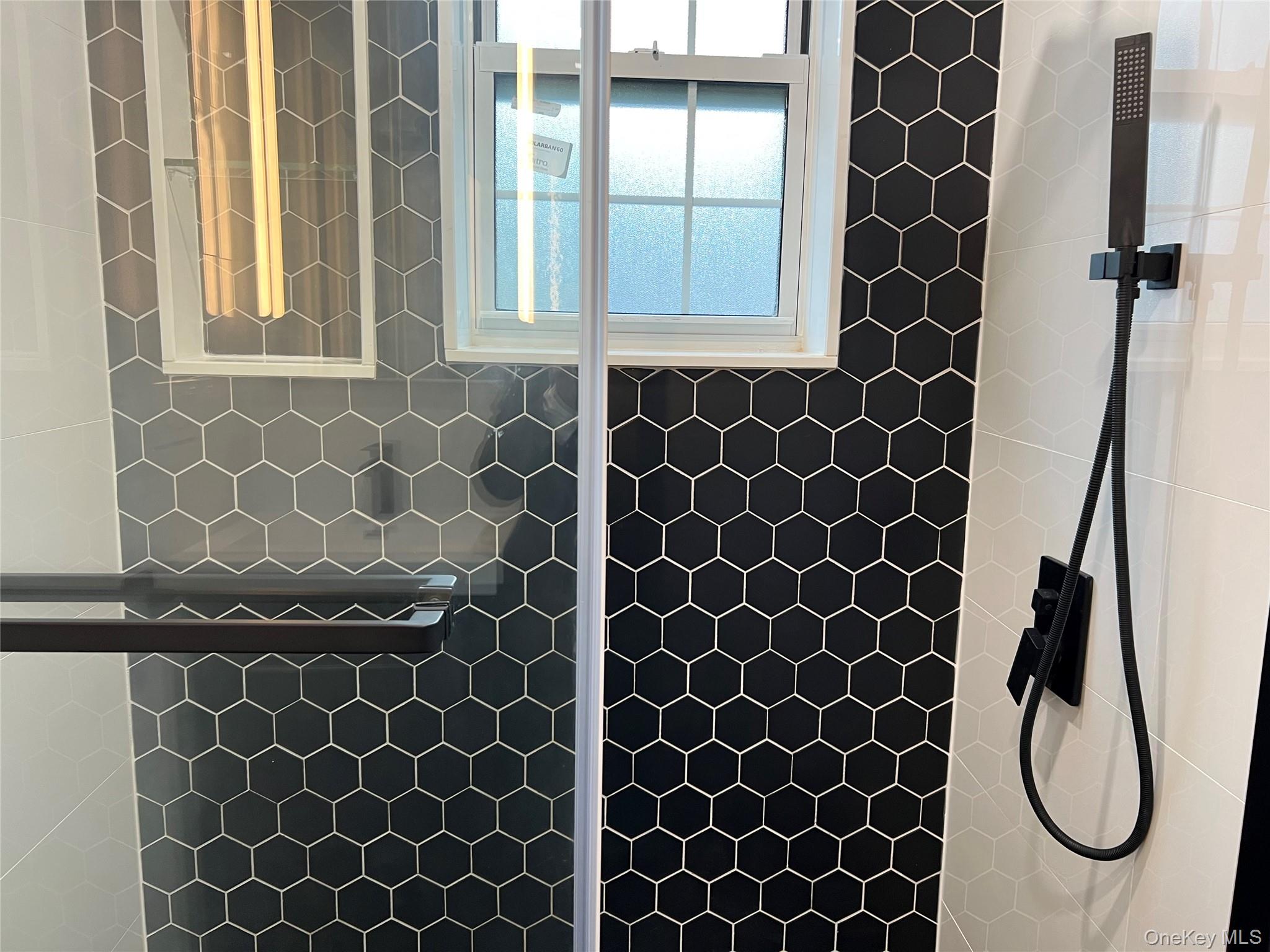 #9 photo, 89-21 69th Road, Forest Hills , NY 11375