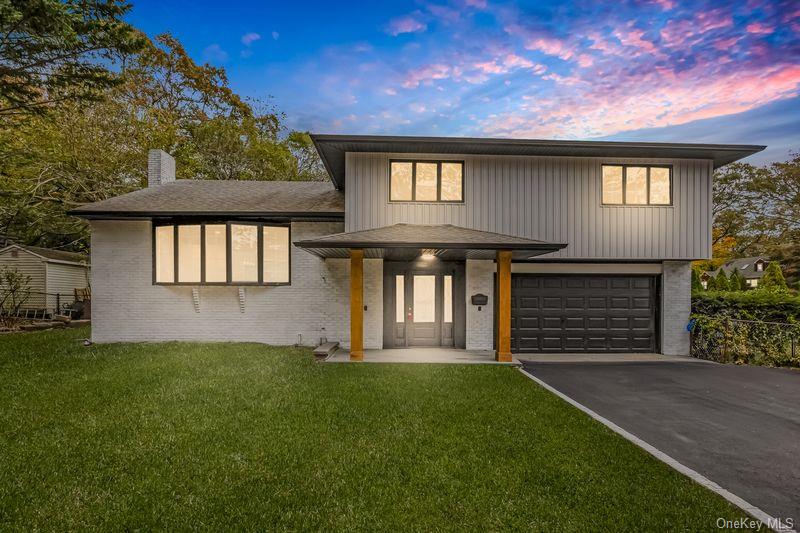 #1 photo, 7 Gillette Avenue, サフォーク郡 Patchogue , NY 11772