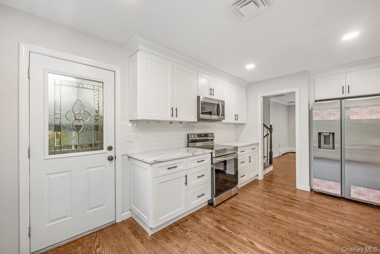 #20 photo, 7 Gillette Avenue, サフォーク郡 Patchogue , NY 11772