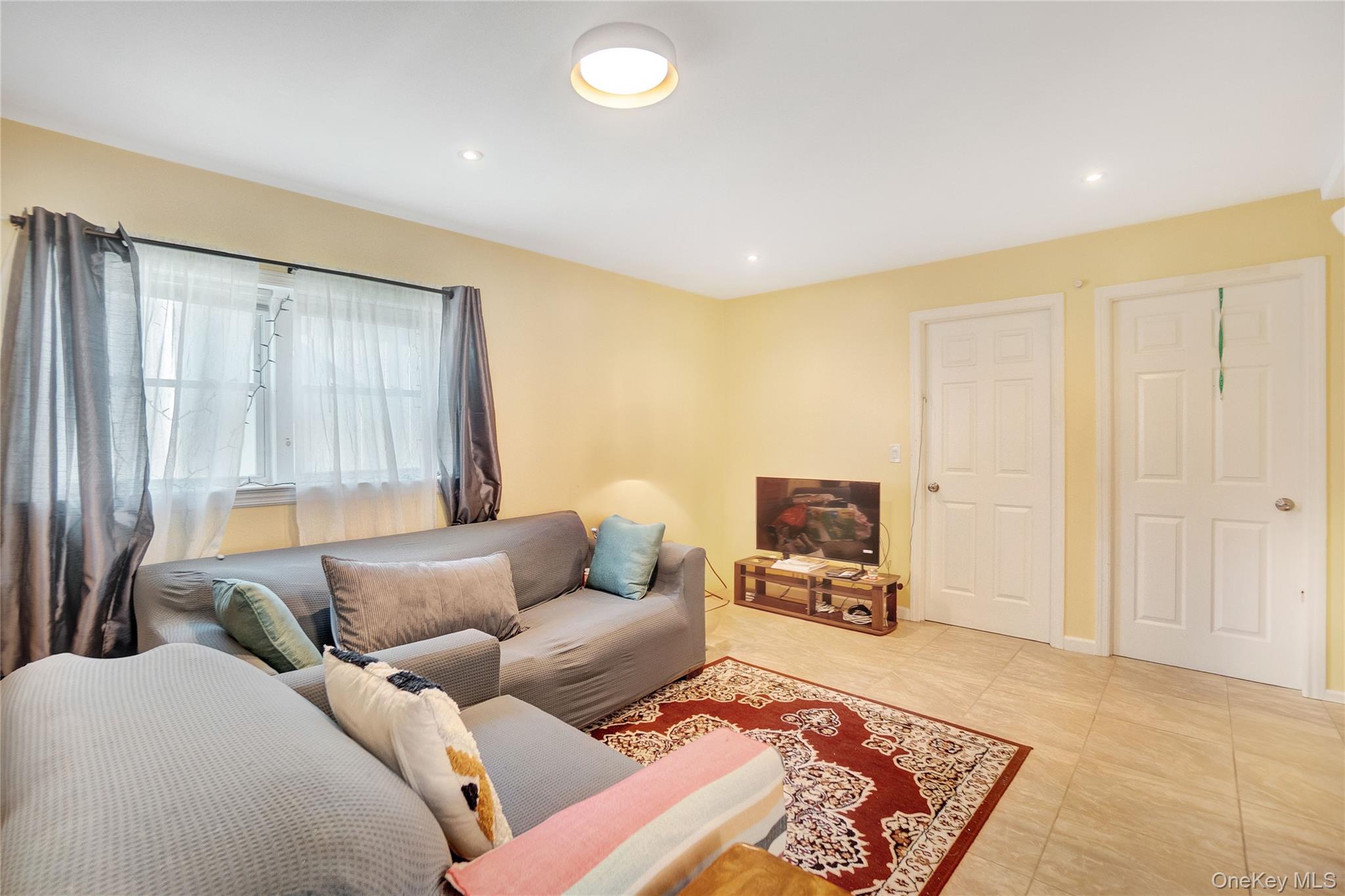 #14 photo, 22235 Davenport Avenue, Queens Village , NY 11428