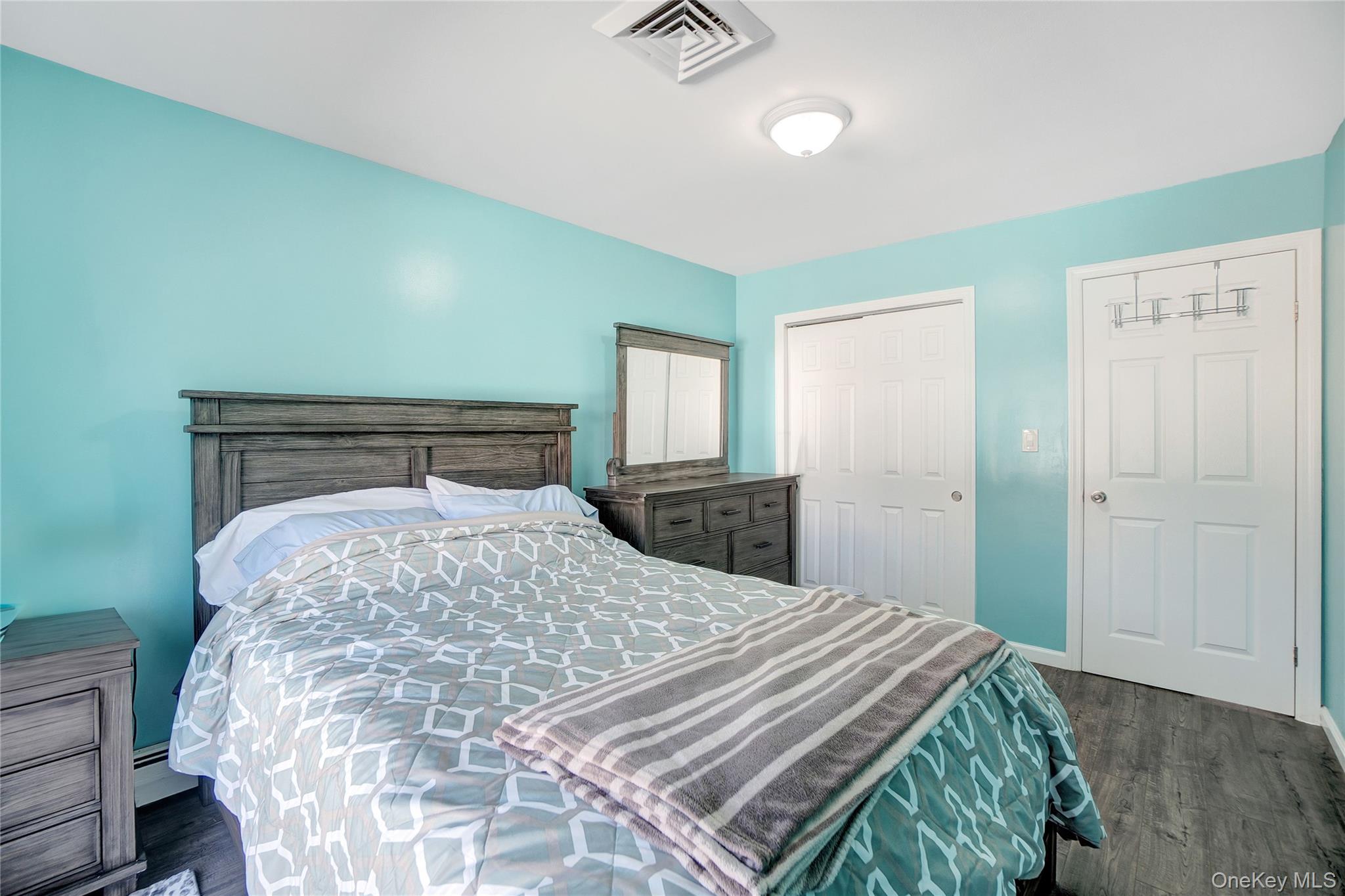 #18 photo, 22235 Davenport Avenue, Queens Village , NY 11428