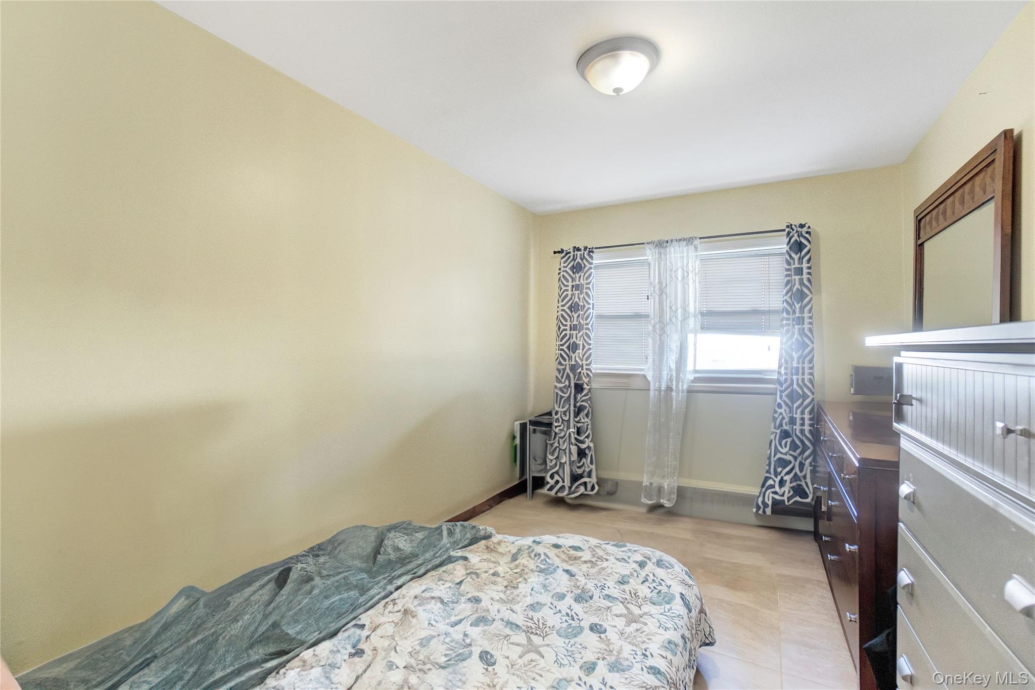 #8 photo, 22235 Davenport Avenue, Queens Village , NY 11428