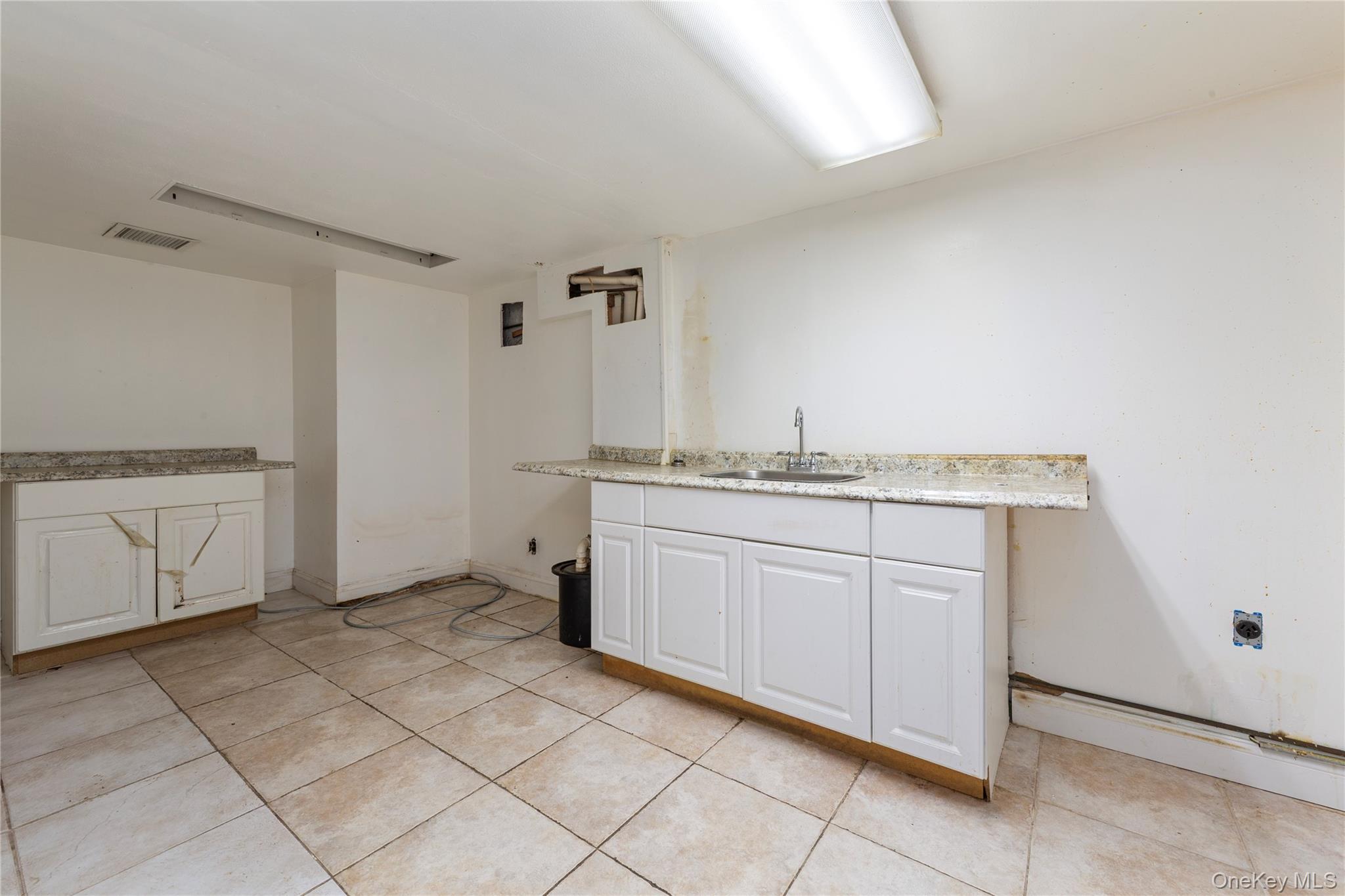 #14 photo, 20017 Linden Boulevard, クイーンズ区 Saint Albans , NY 11412