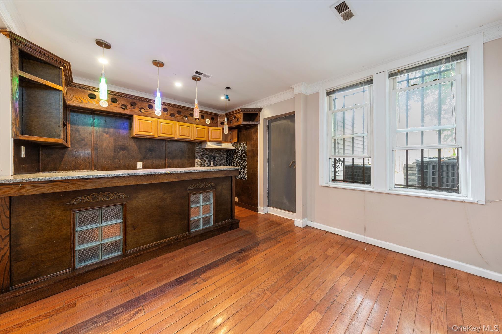 #8 photo, 20017 Linden Boulevard, クイーンズ区 Saint Albans , NY 11412