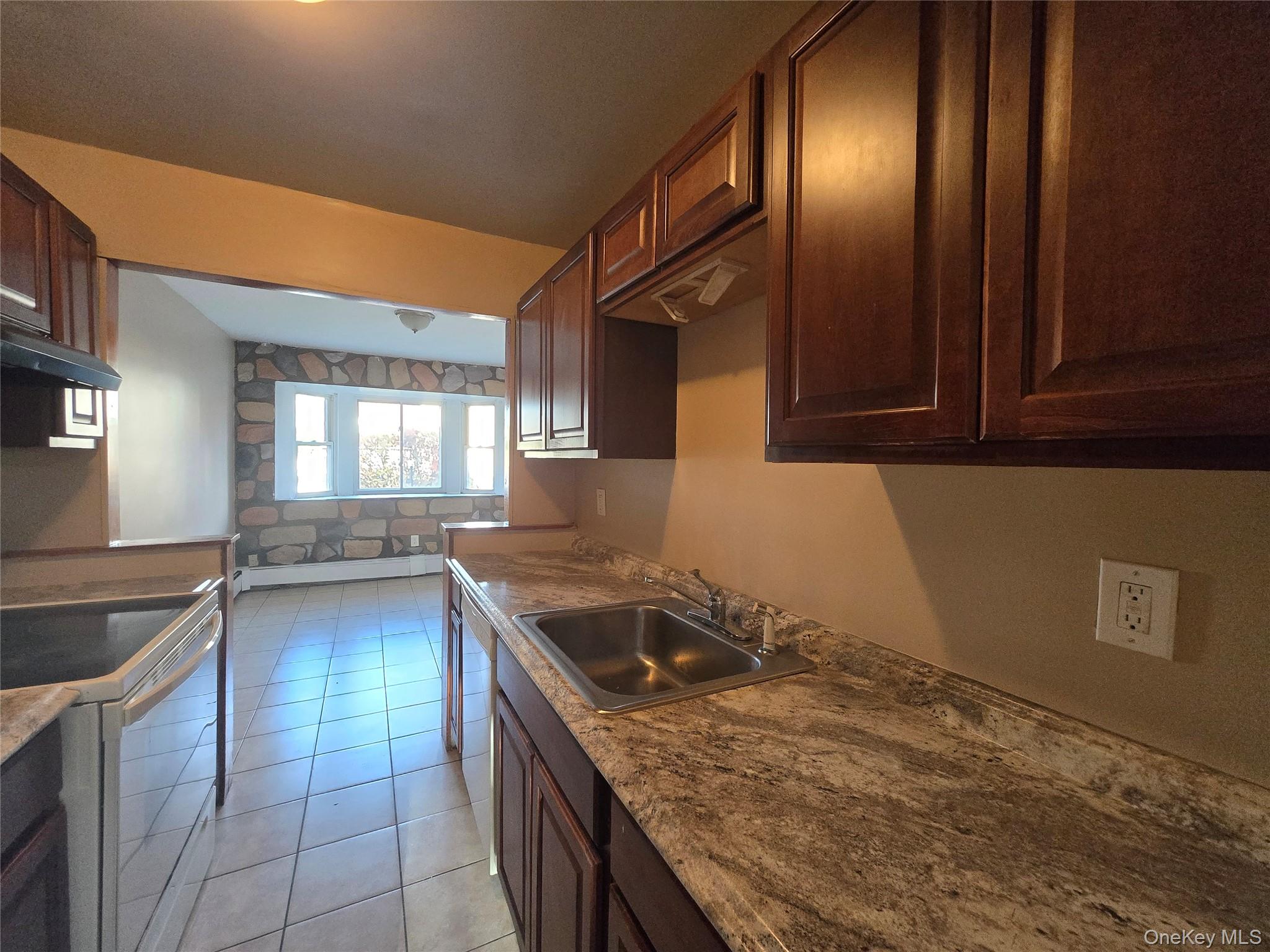 #7 photo, 114 Sarah Lane, Middletown , NY 10941