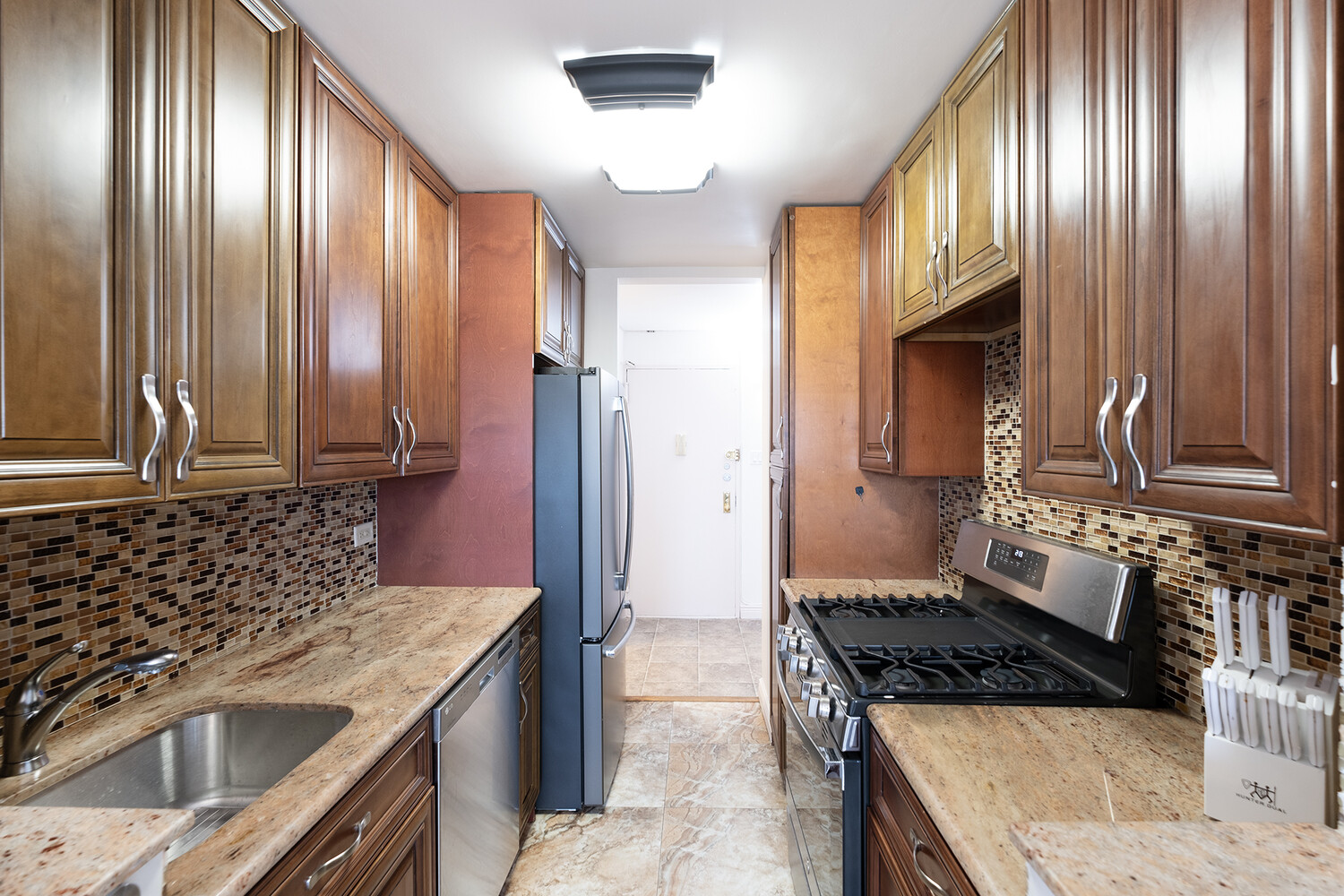 #4 photo, 1401 OCEAN Avenue, ブルックリン区 Midwood , NY 11210