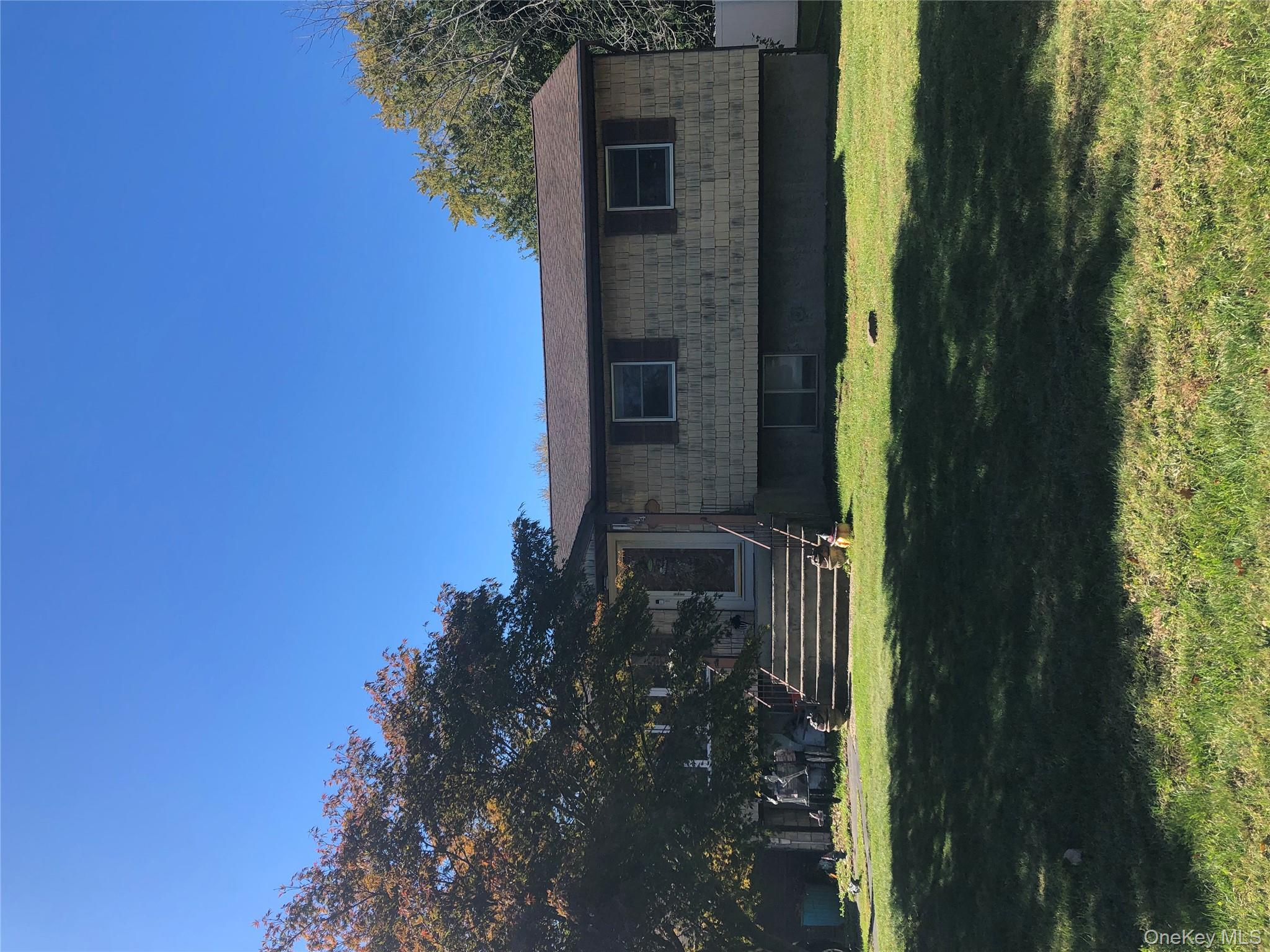 #1 photo, 44 Nadine Lane, サフォーク郡 Port Jefferson Station , NY 11776