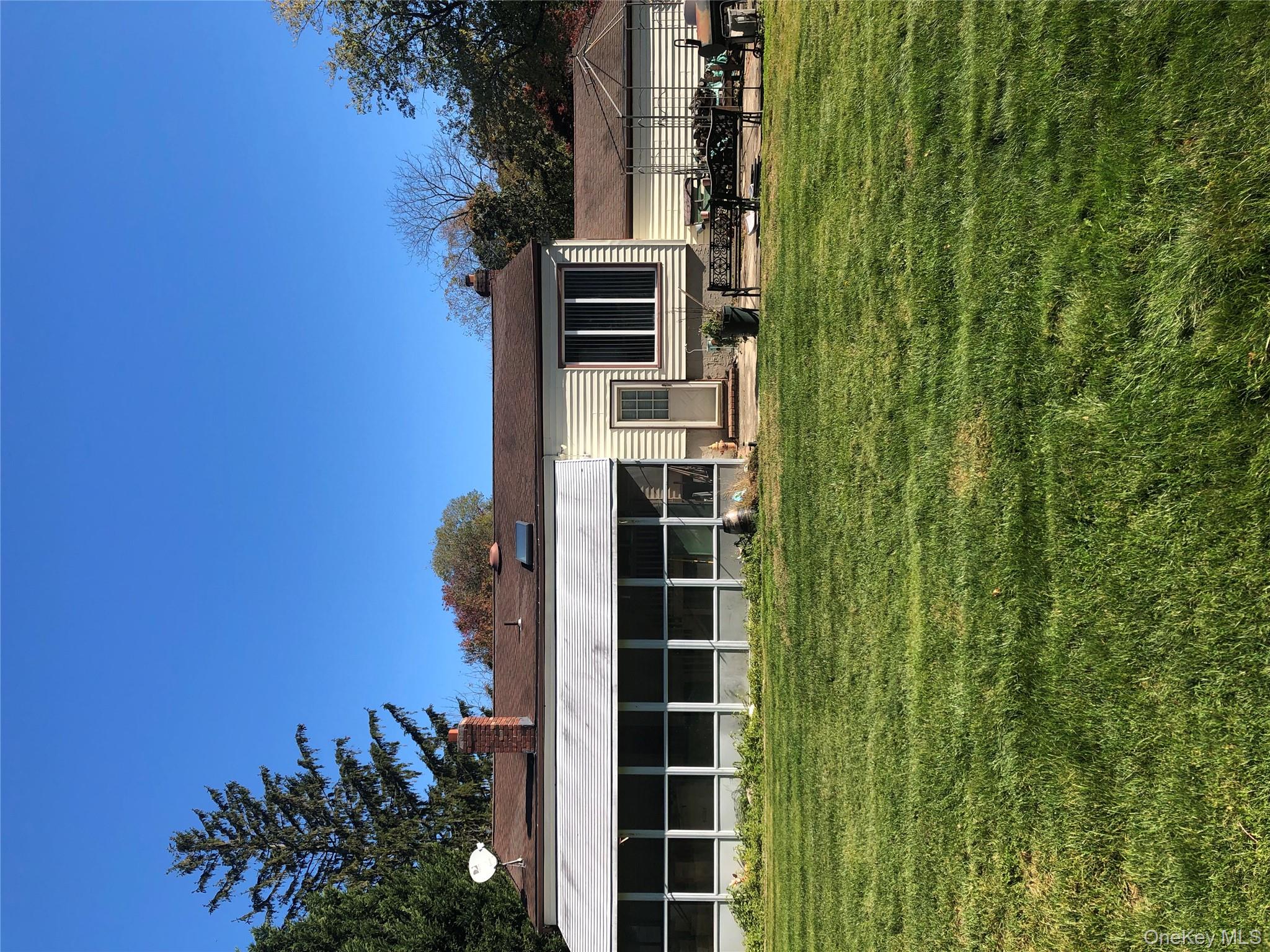 #10 photo, 44 Nadine Lane, サフォーク郡 Port Jefferson Station , NY 11776