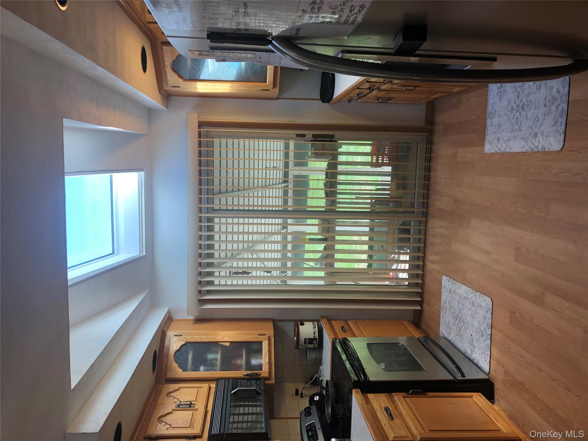 #19 photo, 44 Nadine Lane, サフォーク郡 Port Jefferson Station , NY 11776