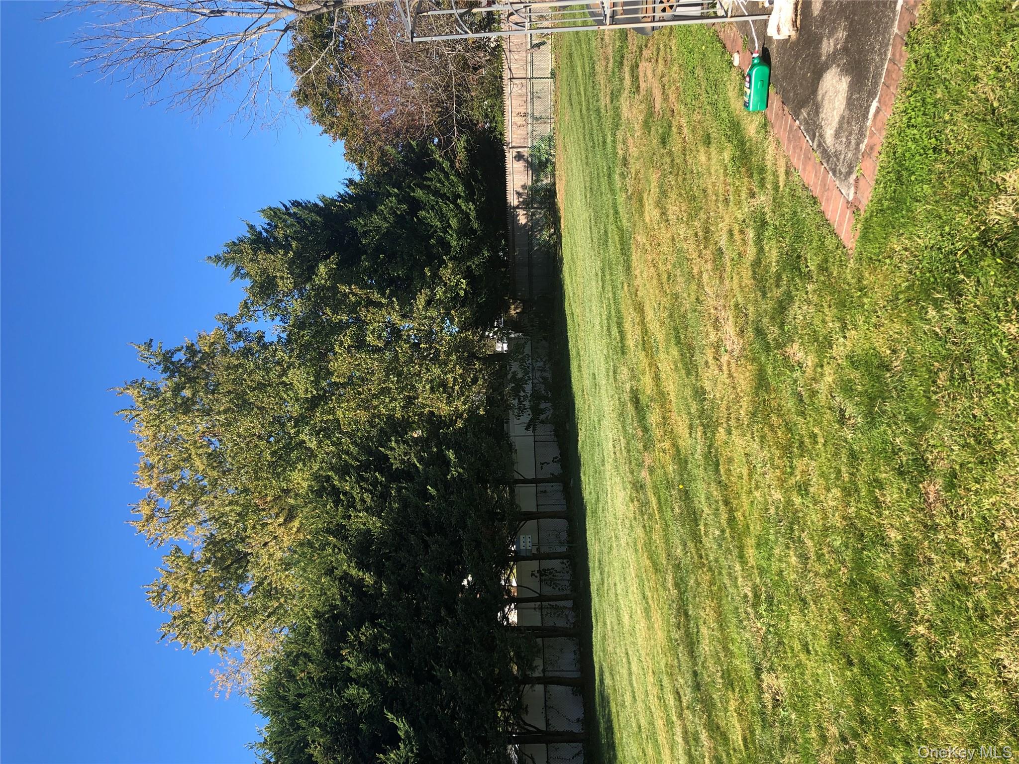 #6 photo, 44 Nadine Lane, サフォーク郡 Port Jefferson Station , NY 11776