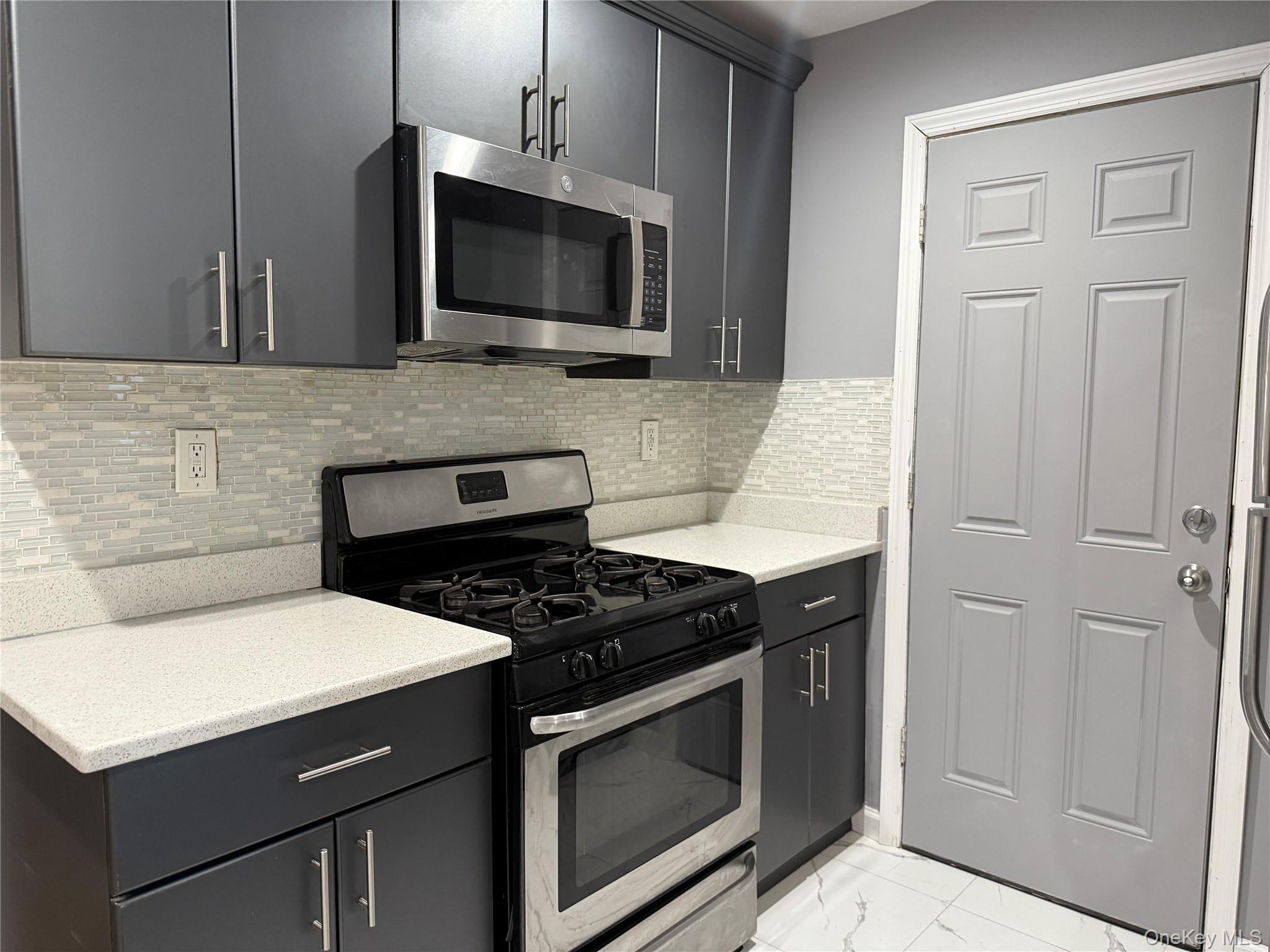 #11 photo, 11460 226th Street, クイーンズ区 Cambria Heights , NY 11411