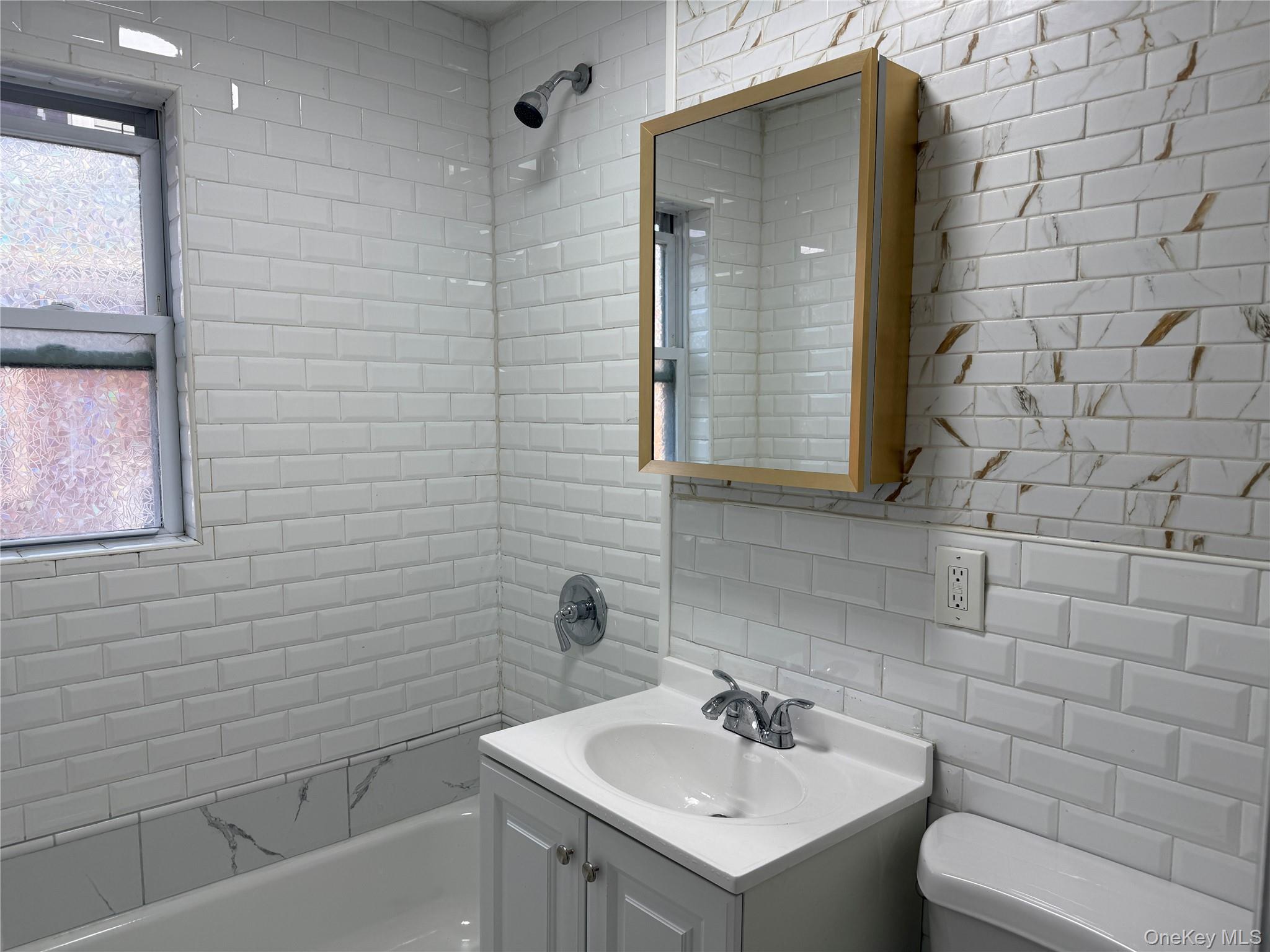 #15 photo, 11460 226th Street, クイーンズ区 Cambria Heights , NY 11411