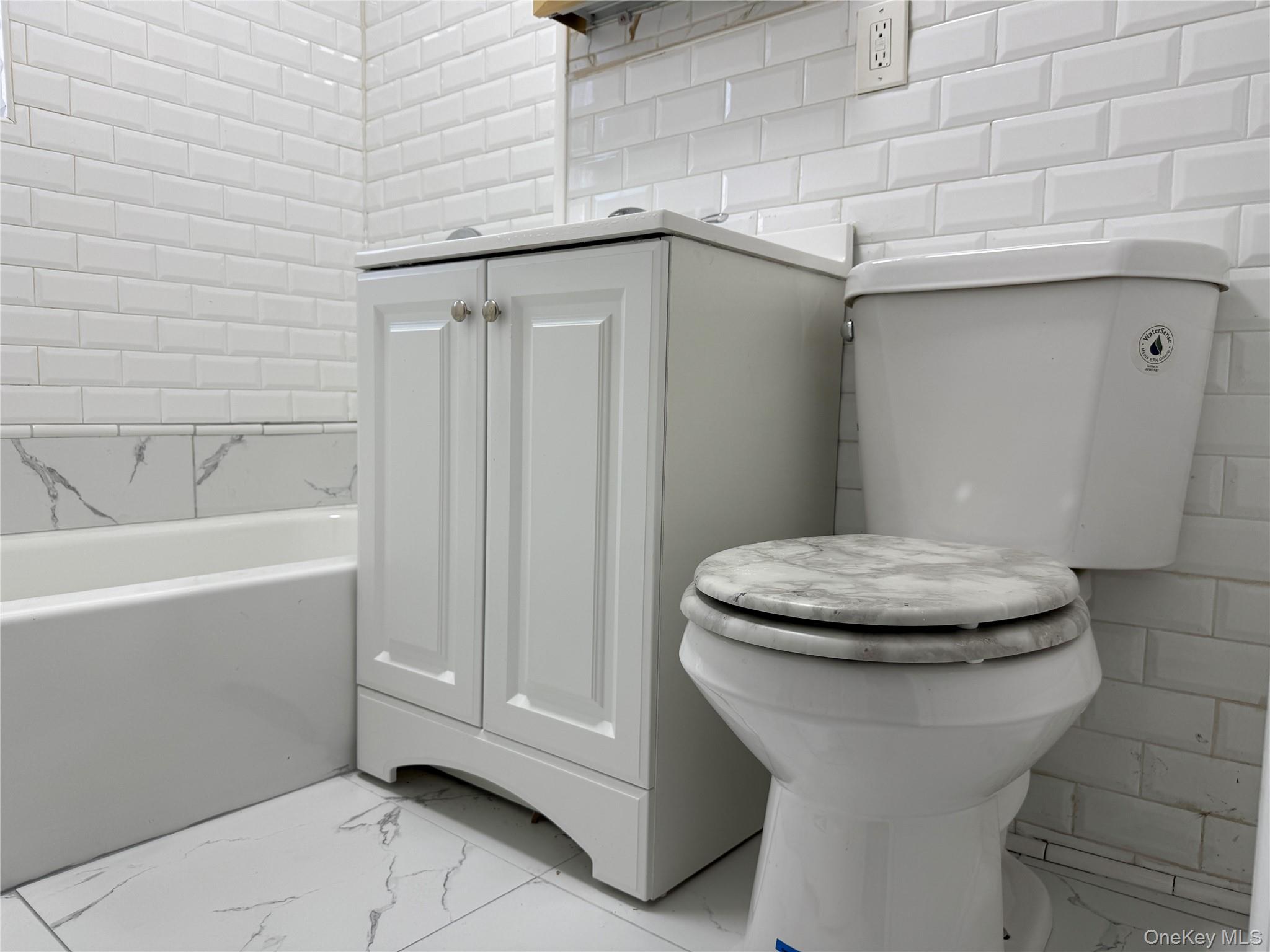 #16 photo, 11460 226th Street, クイーンズ区 Cambria Heights , NY 11411