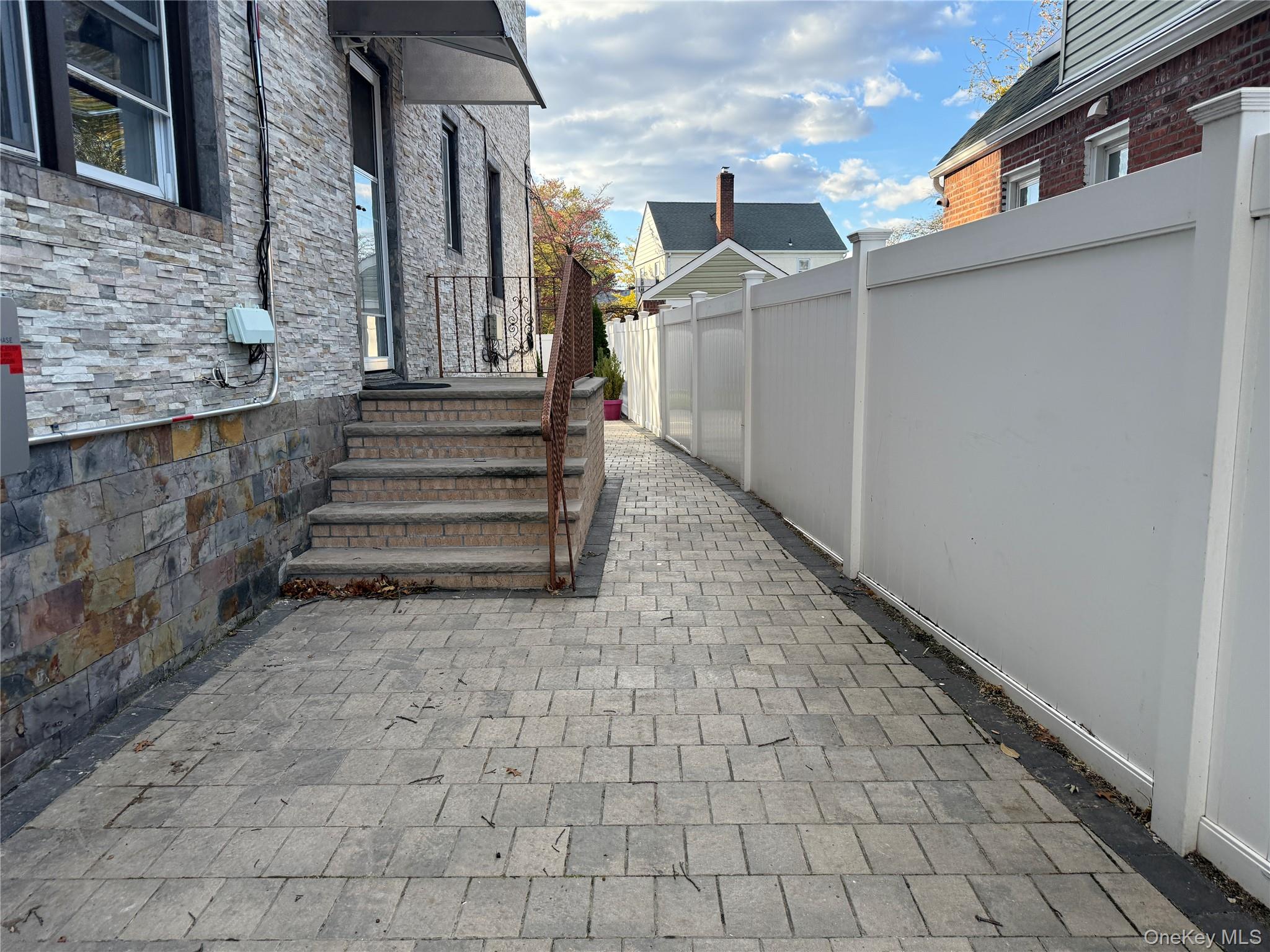 #3 photo, 11460 226th Street, クイーンズ区 Cambria Heights , NY 11411