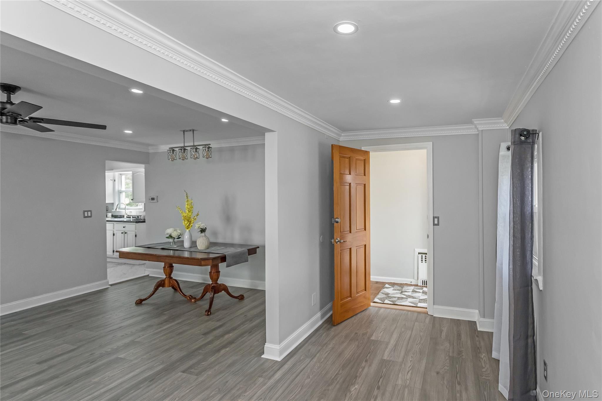 #5 photo, 53 Washington Avenue, ナッソー郡 Mineola , NY 11501