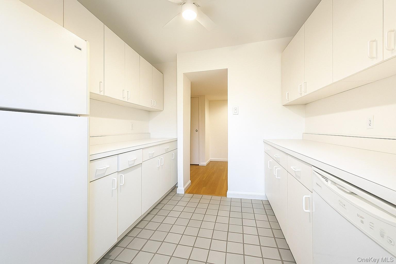 #18 photo, 7 Terrace, Great Neck , NY 11021