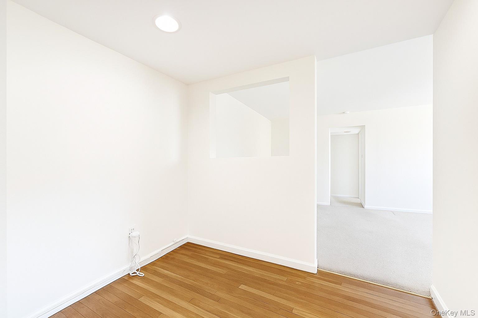 #7 photo, 7 Terrace, Great Neck , NY 11021