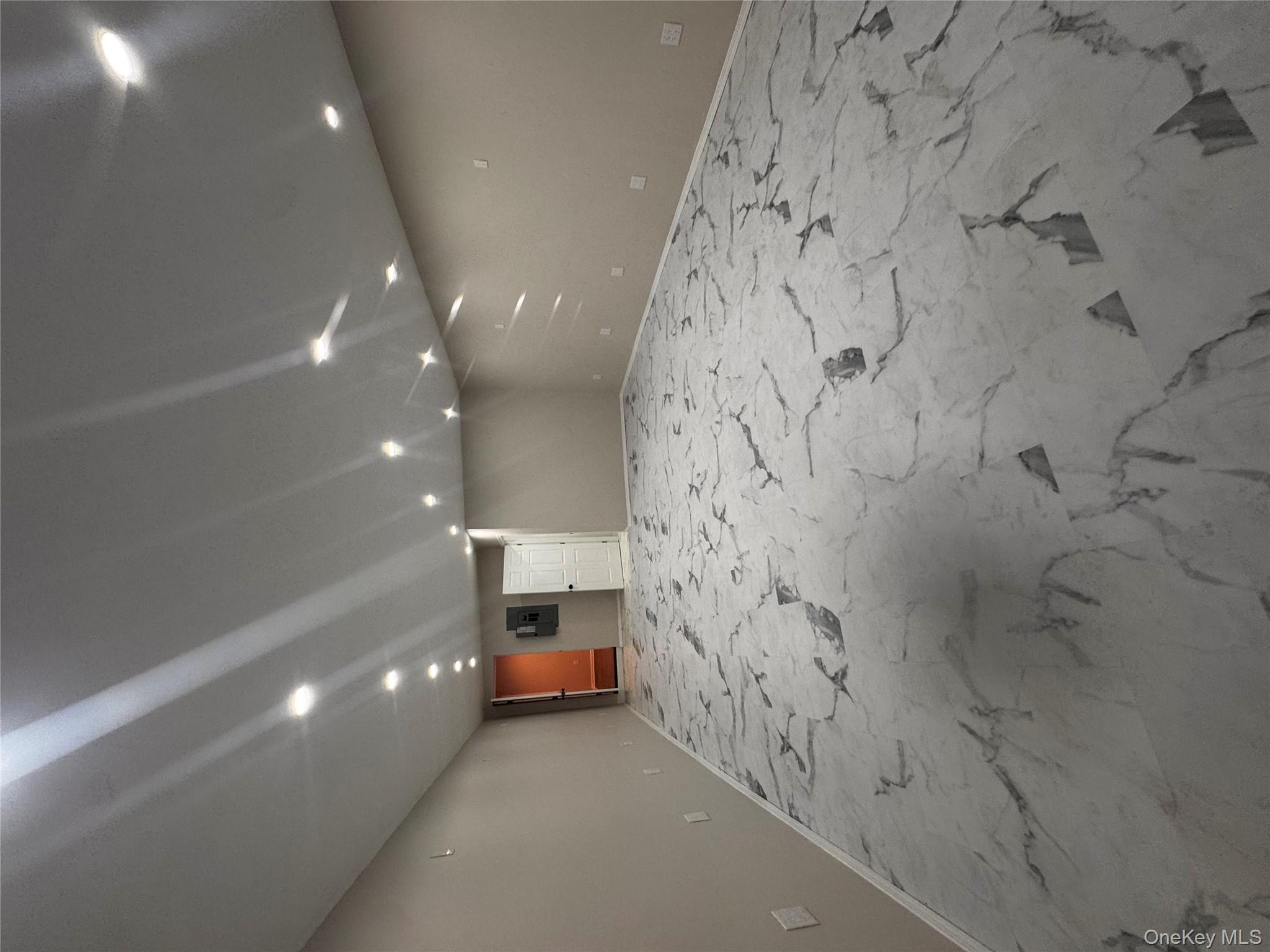 #1 photo, 150 N Delaware Avenue, サフォーク郡 Lindenhurst , NY 11757