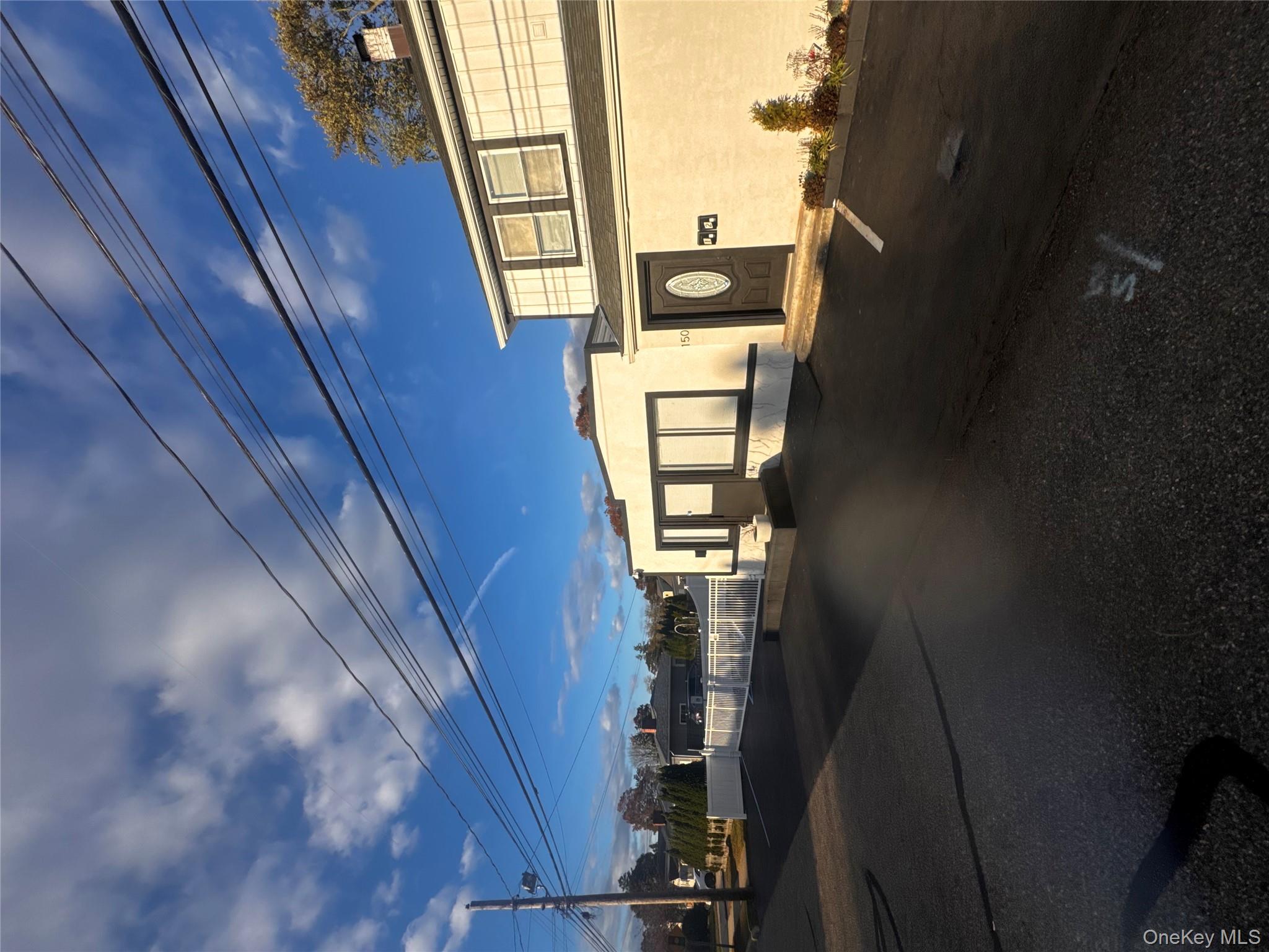 #3 photo, 150 N Delaware Avenue, サフォーク郡 Lindenhurst , NY 11757